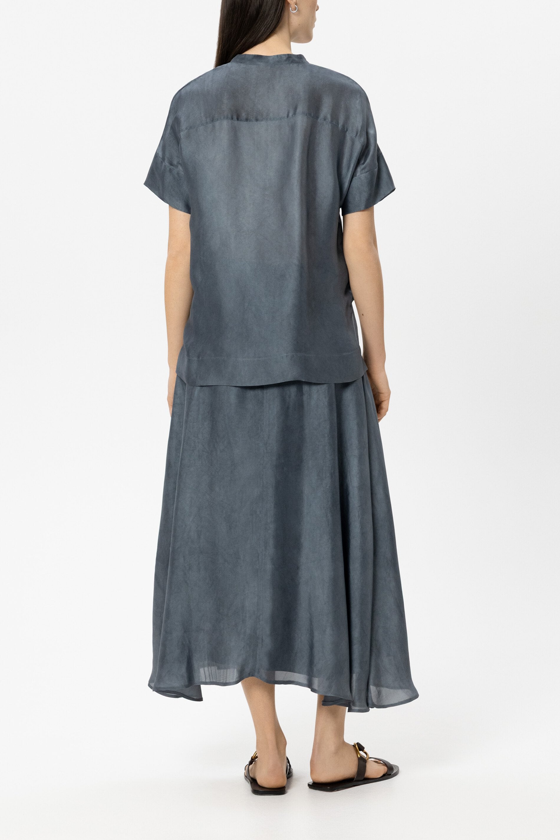 Tunika aus Seiden-Mix - tinted blue - Standard | Model Rück