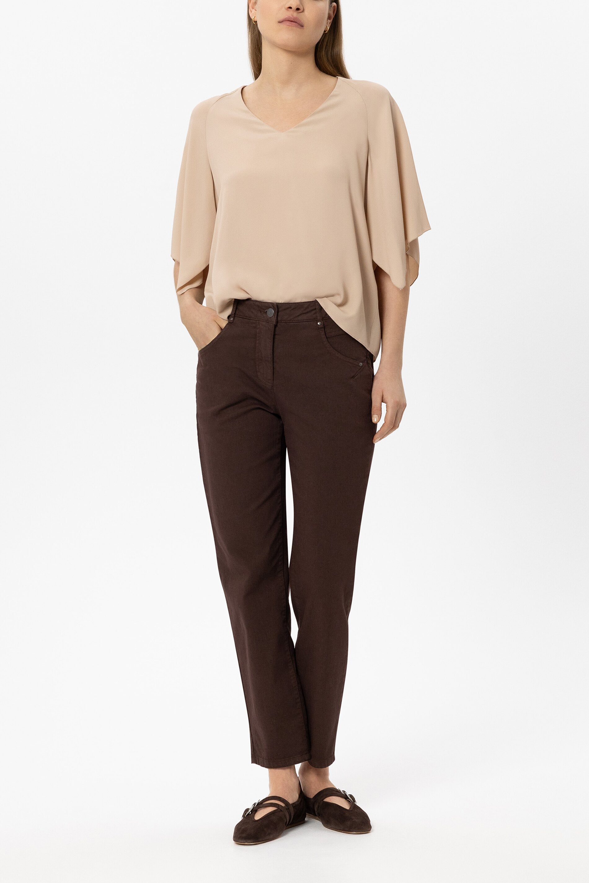 Blusenshirt aus Seiden-Mix - cappuccino - Standard | Model Front