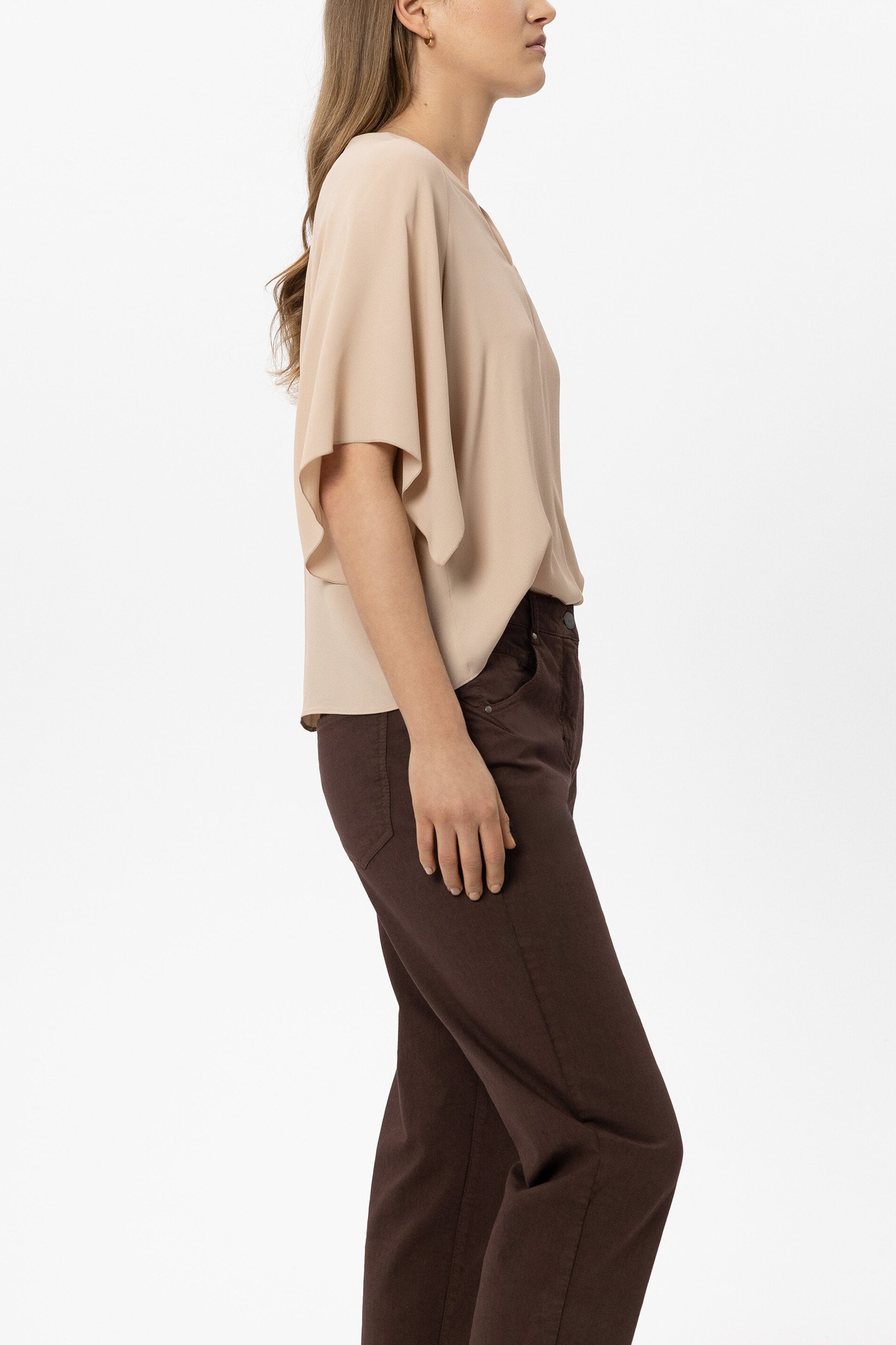 Blusenshirt aus Seiden-Mix - cappuccino - Standard | Model Seite