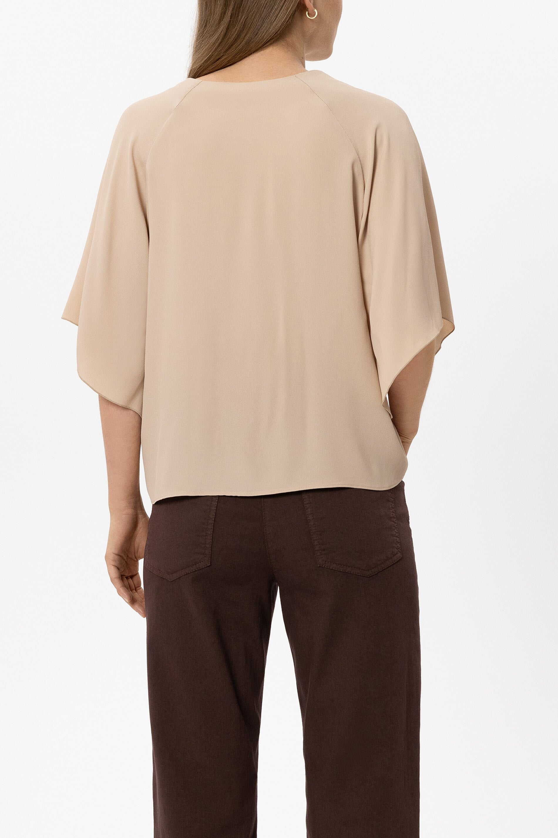 Blusenshirt aus Seiden-Mix - cappuccino - Standard | Model Rück