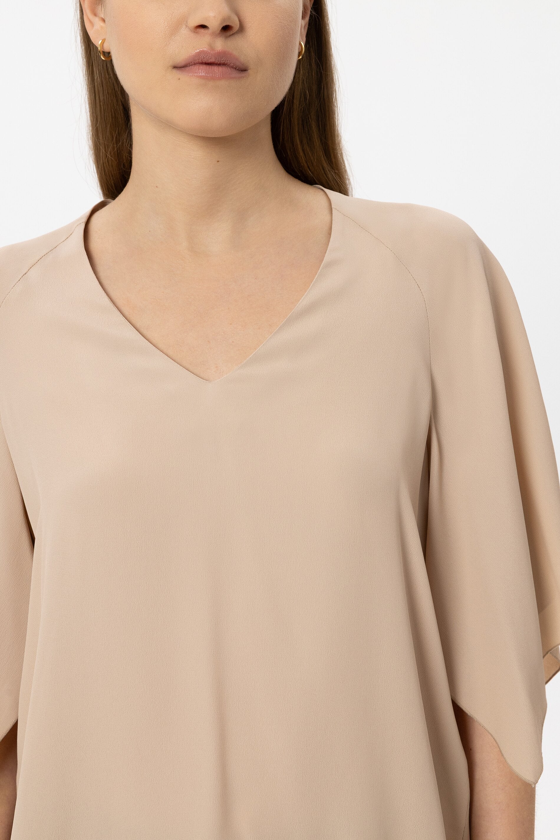 Blusenshirt aus Seiden-Mix - cappuccino - Standard | Model Detail