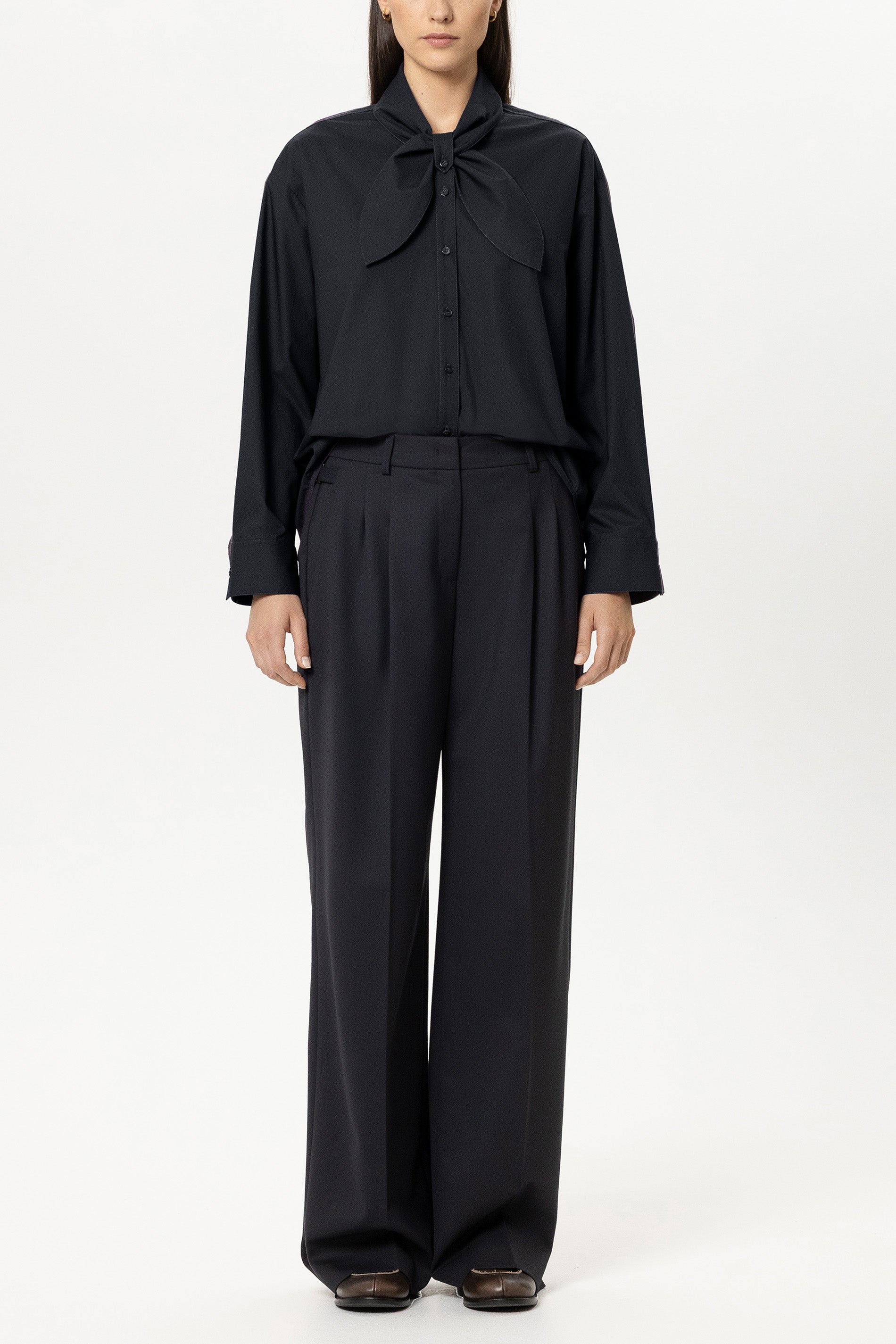 Hemd mit Schal-Schluppe - winter navy - Standard | Model Front