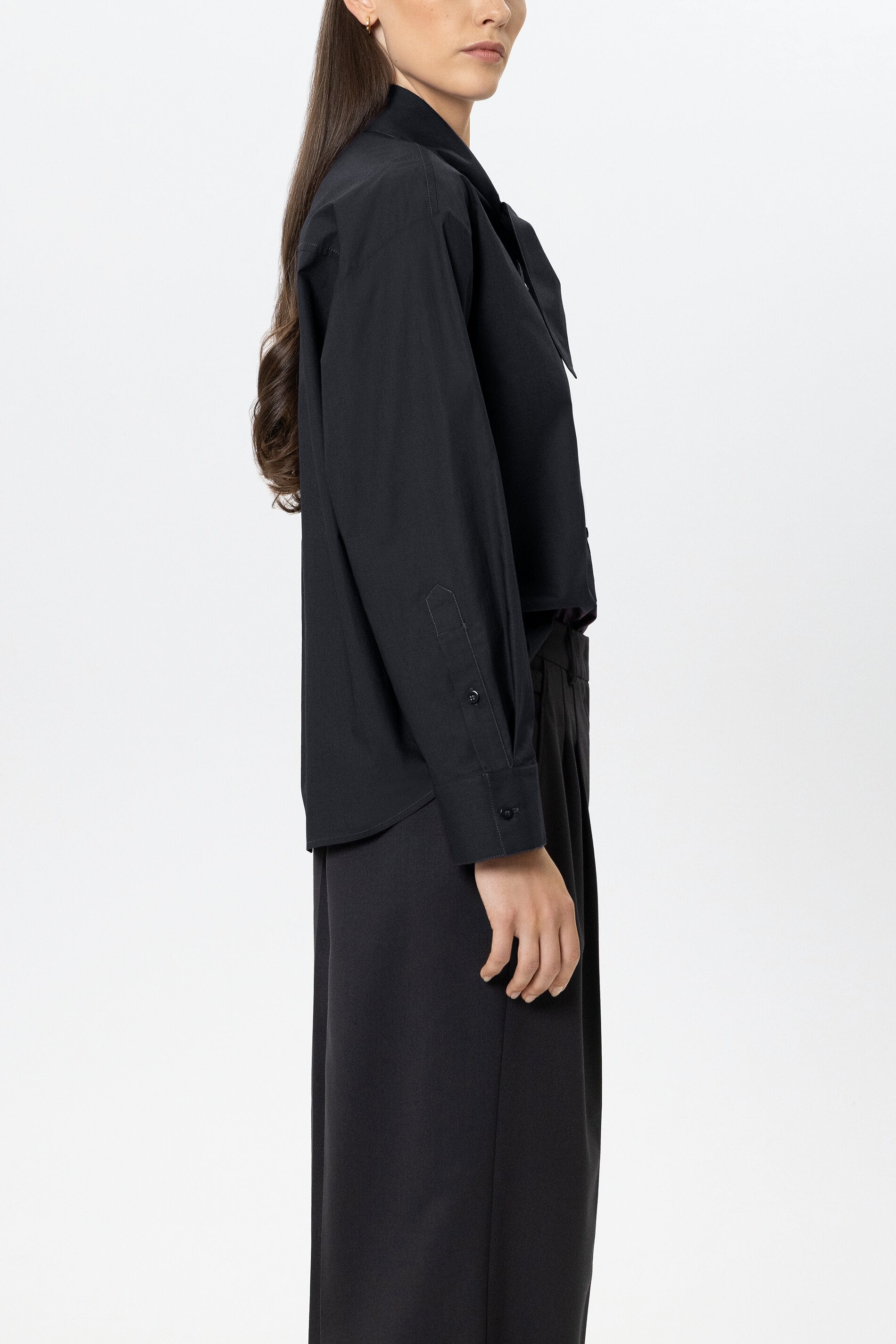 Hemd mit Schal-Schluppe - winter navy - Standard | Model Seite