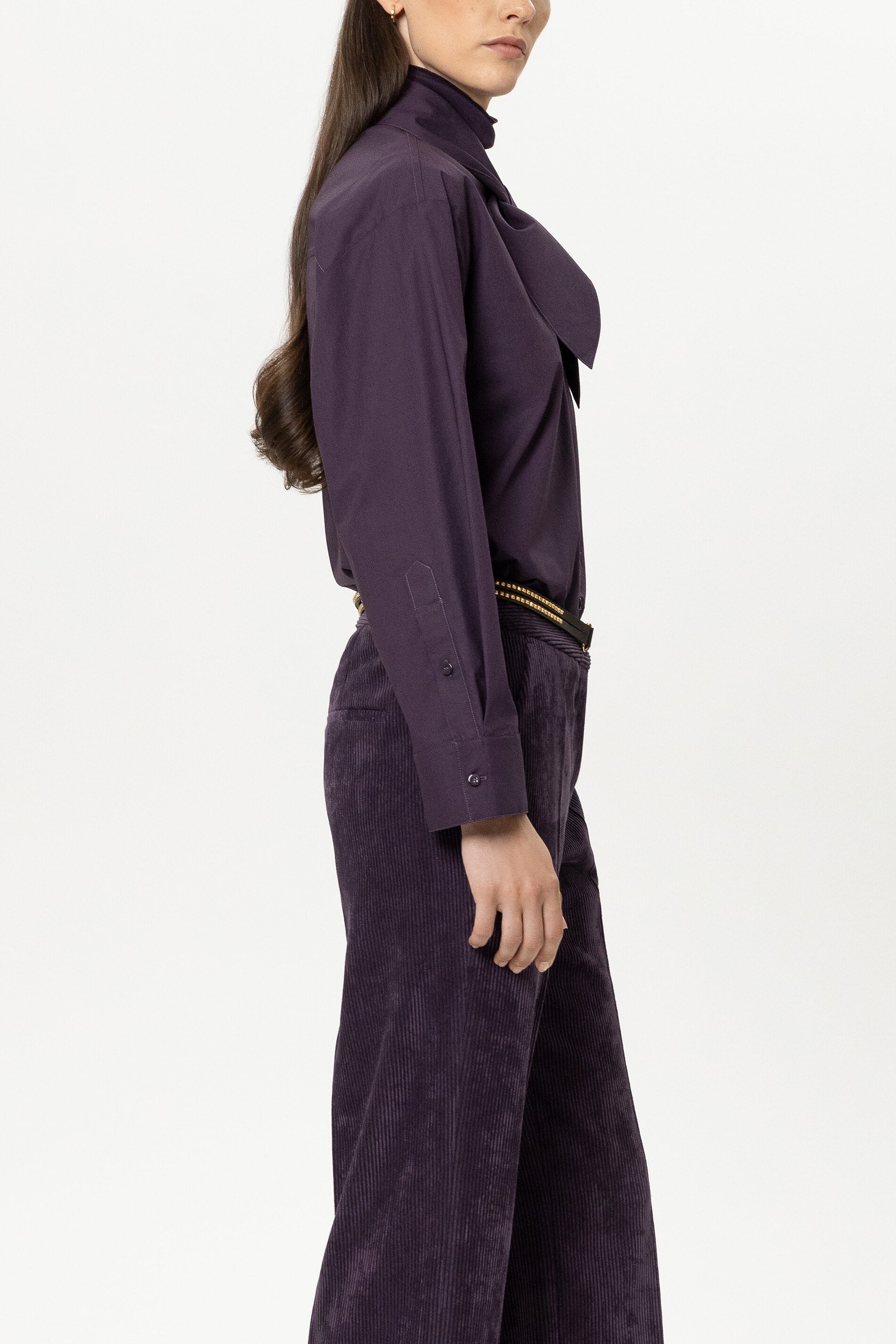 Hemd mit Schal-Schluppe - plum - Standard | Model Seite
