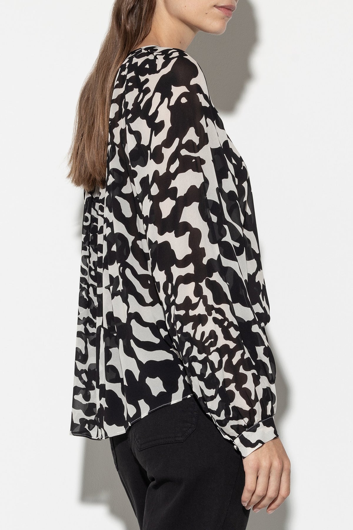 Tunikabluse mit Animal-Print - multi - Standard | Model Seite