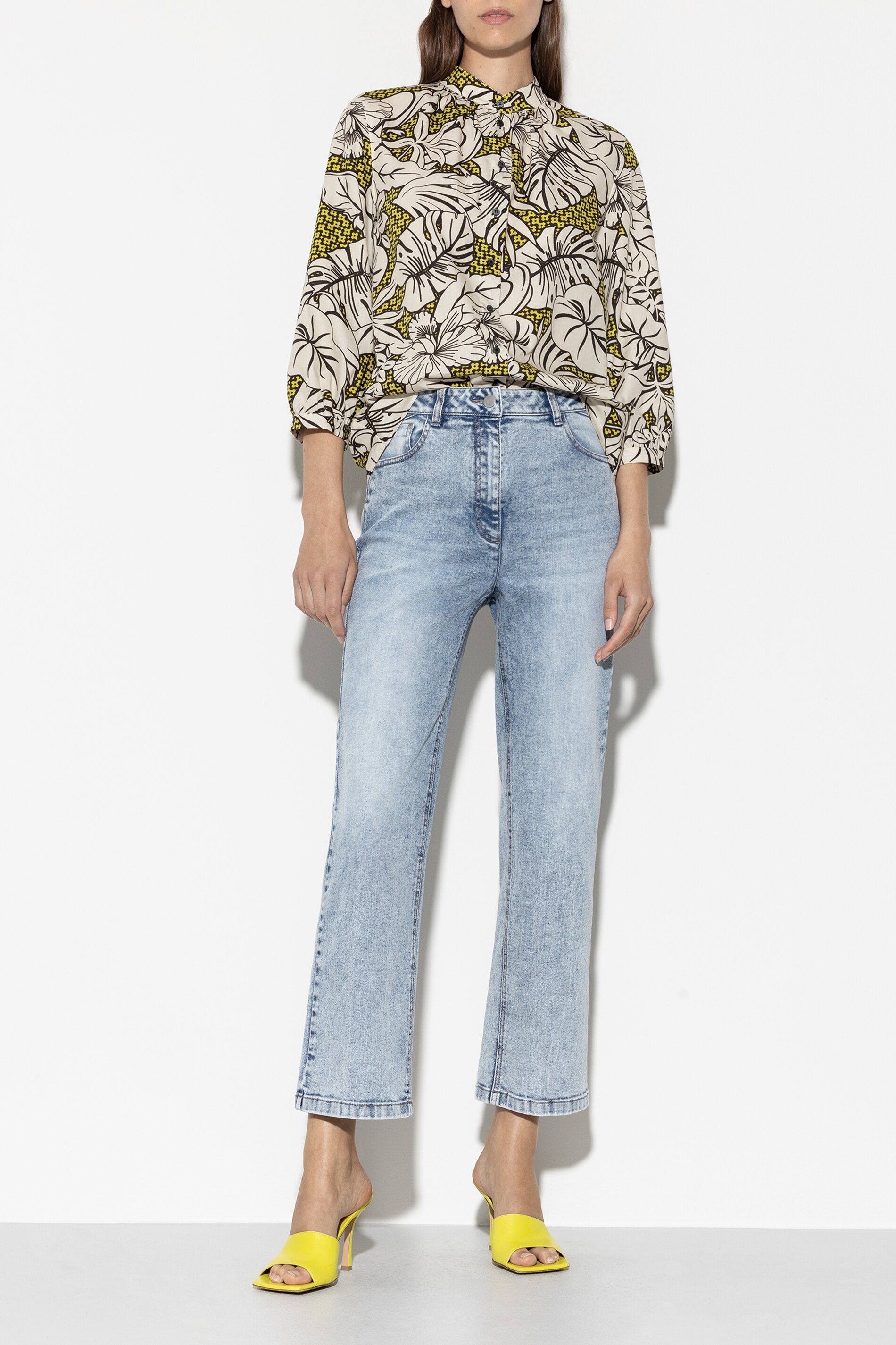 Bluse mit Leaf-Print - multi - Standard | Model Front