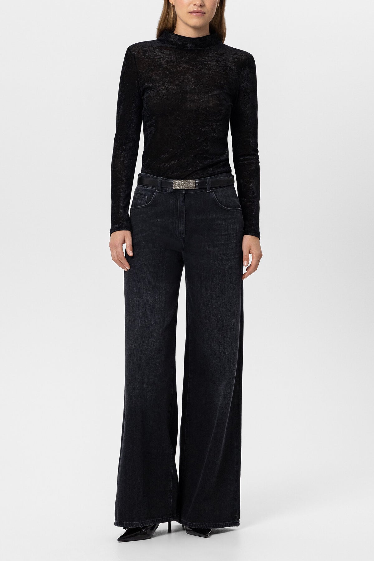 Longsleeve-Turtleneck - deep black - Standard | Model Front