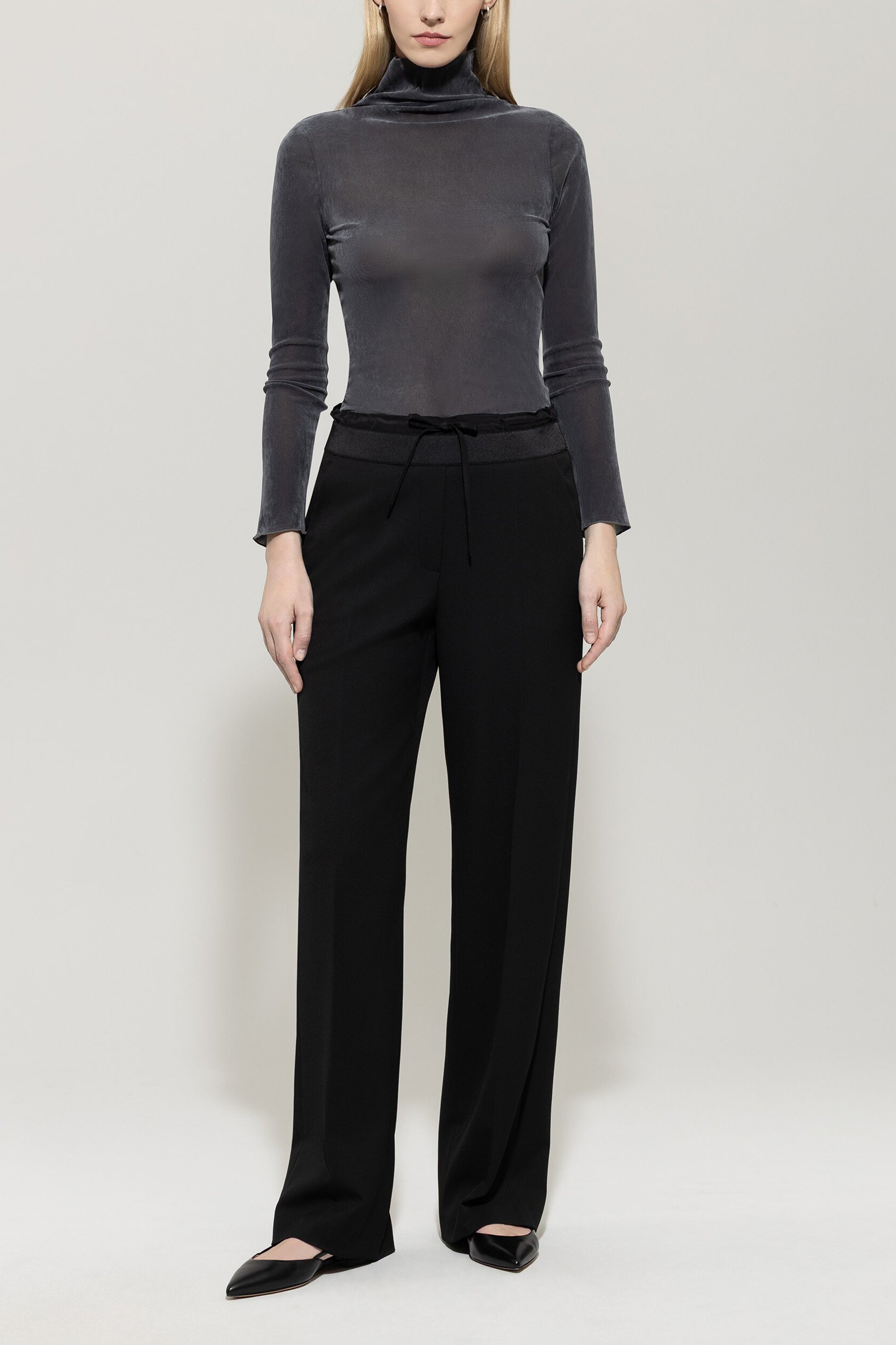 Rollkragen-Samt-Shirt - urban grey - Standard | Model Front