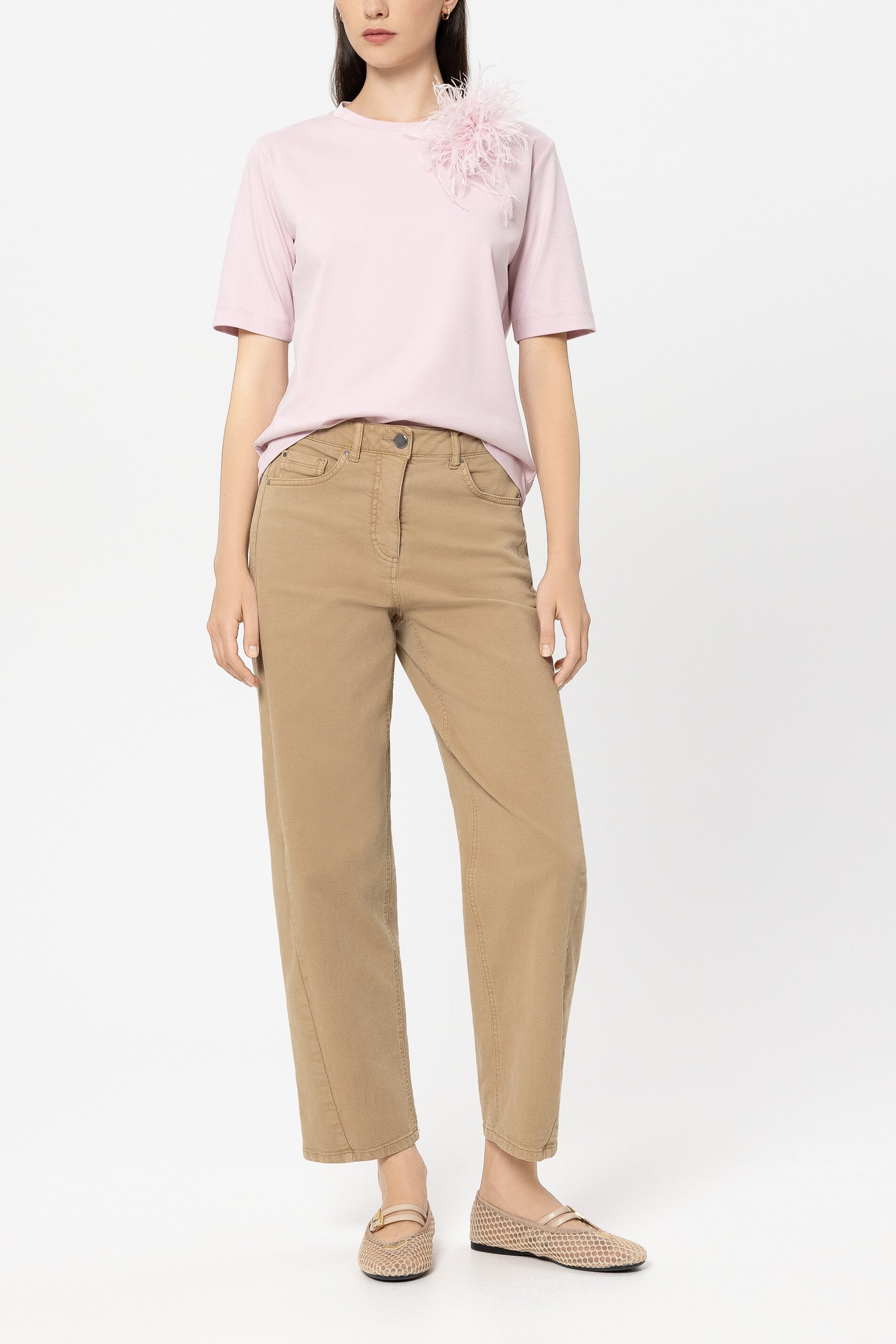 Basic-T-Shirt - creamy blush - Standard | Model Front