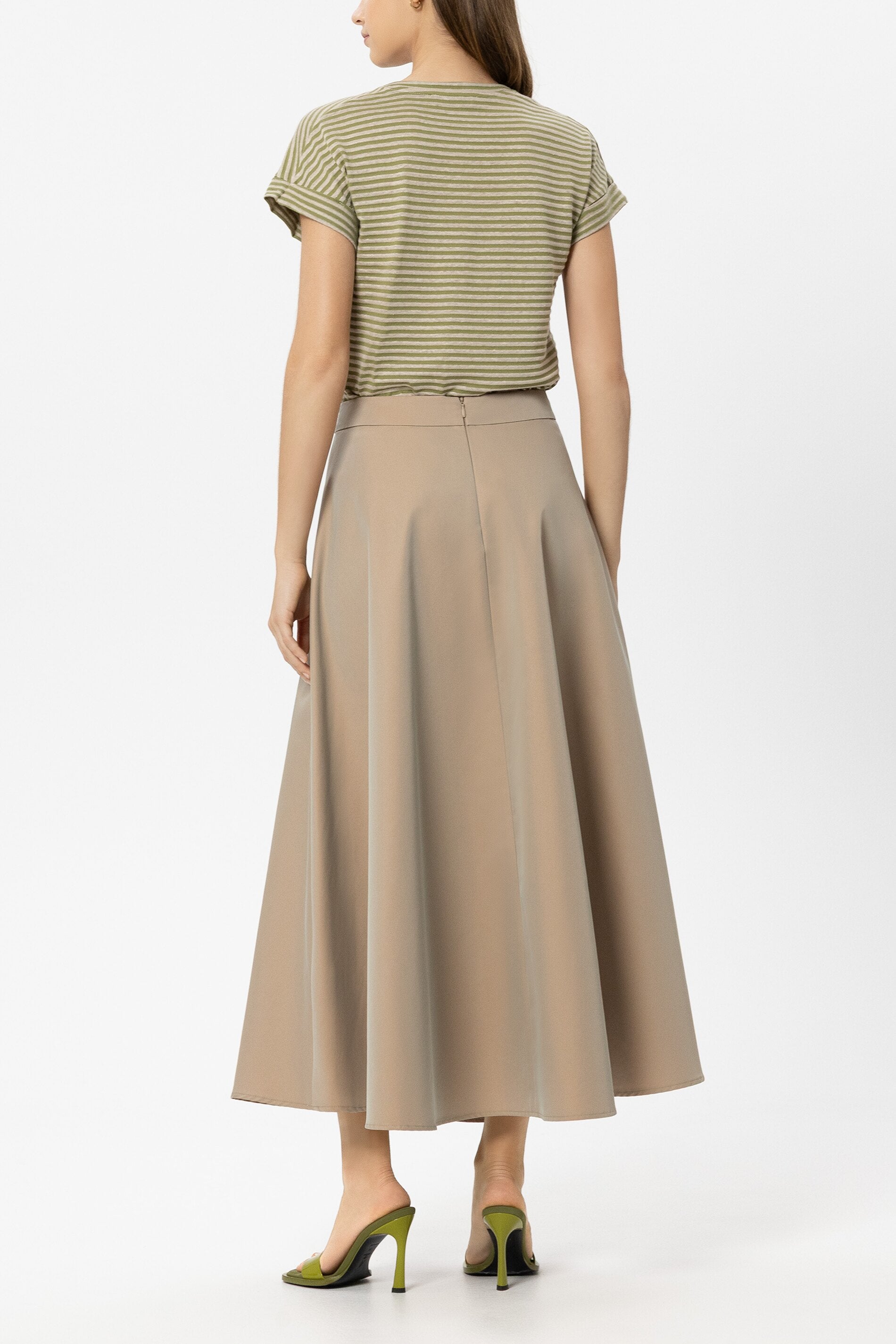 Leinen-Ringel-T-Shirt - sand / moss green - Standard | Model Rück