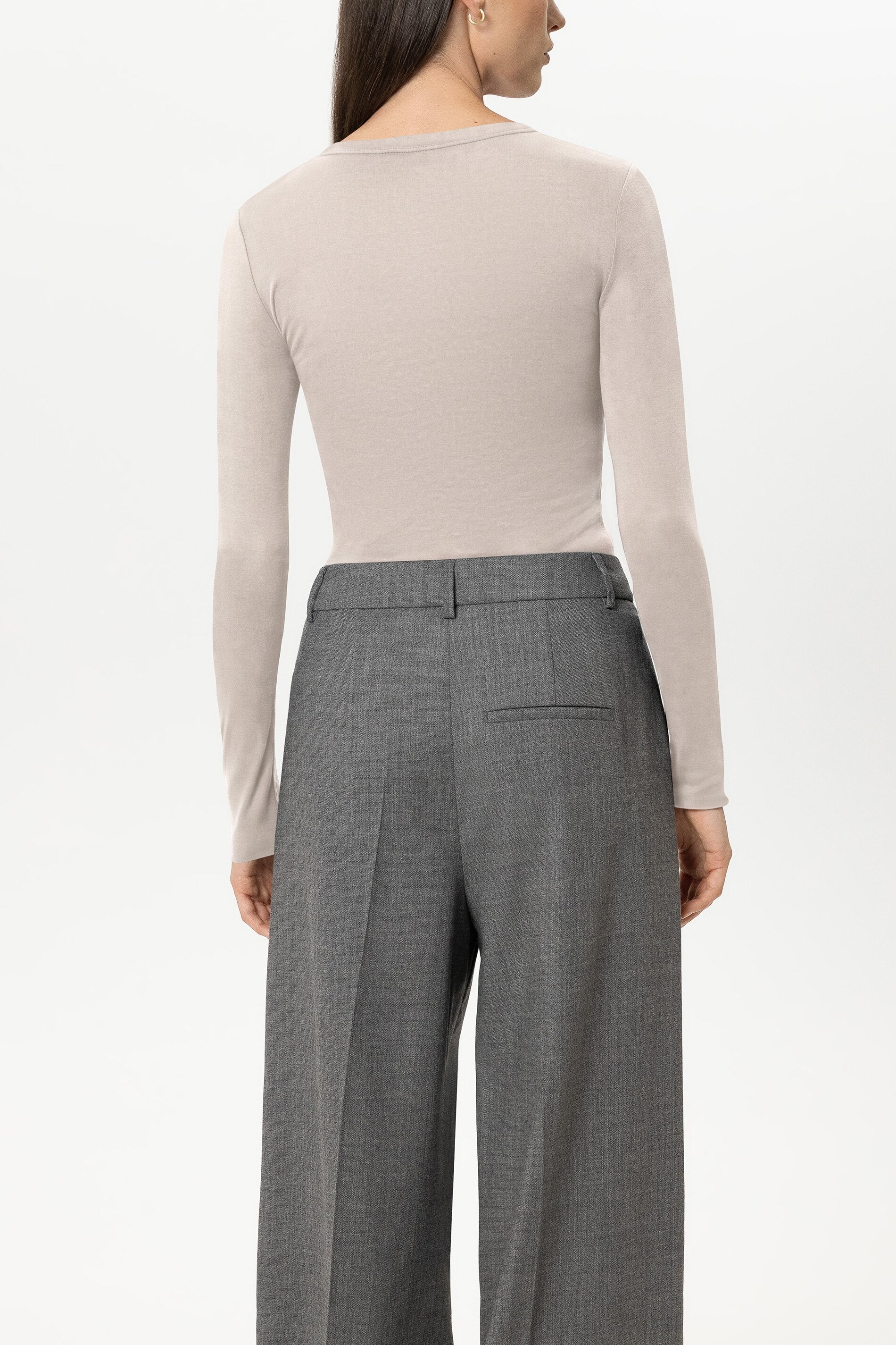 Ripp-Rundhals-Shirt - pearl - Standard | Model Rück