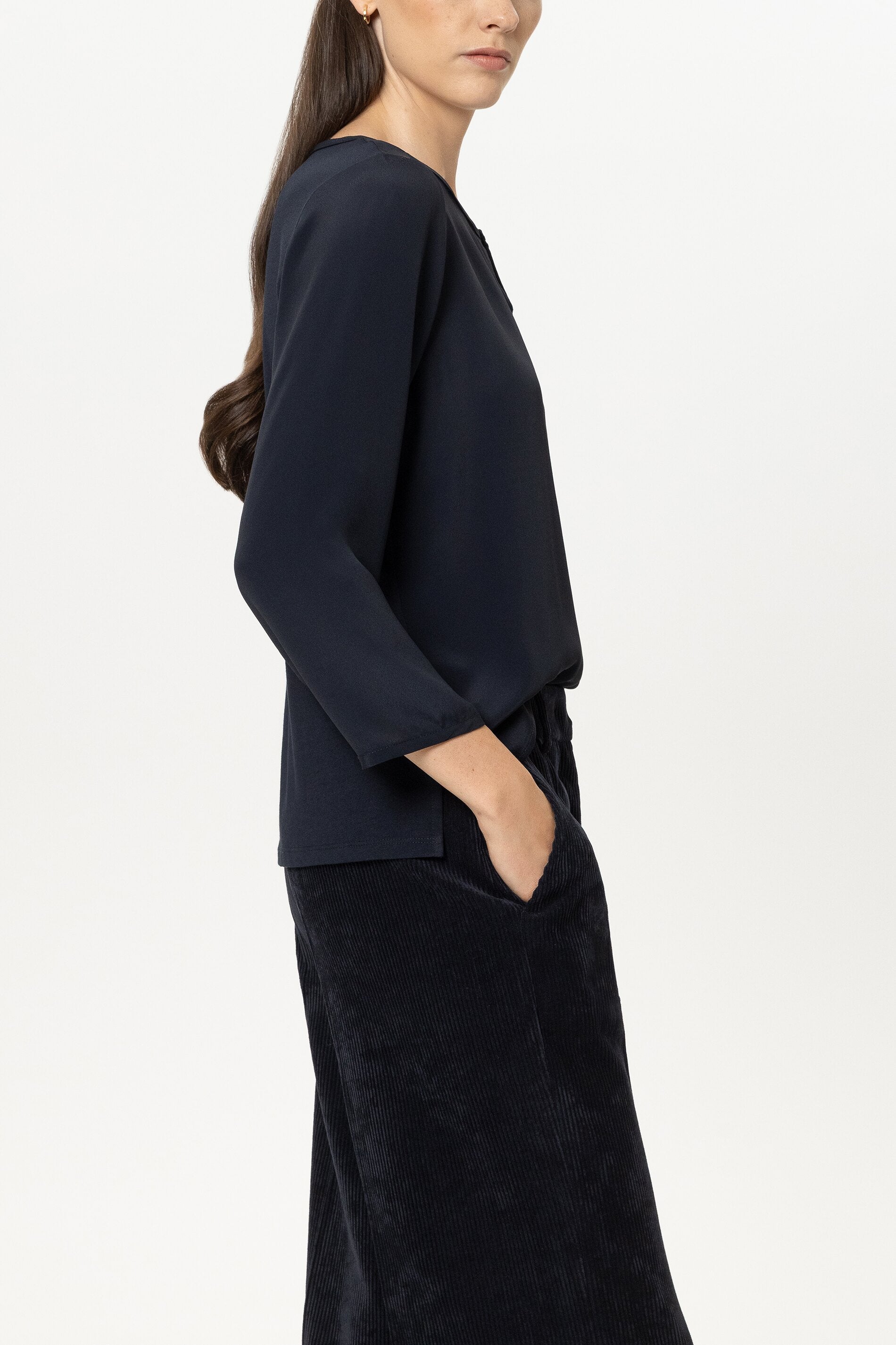 Shirt aus Seiden-Mix - winter navy - Standard | Model Seite