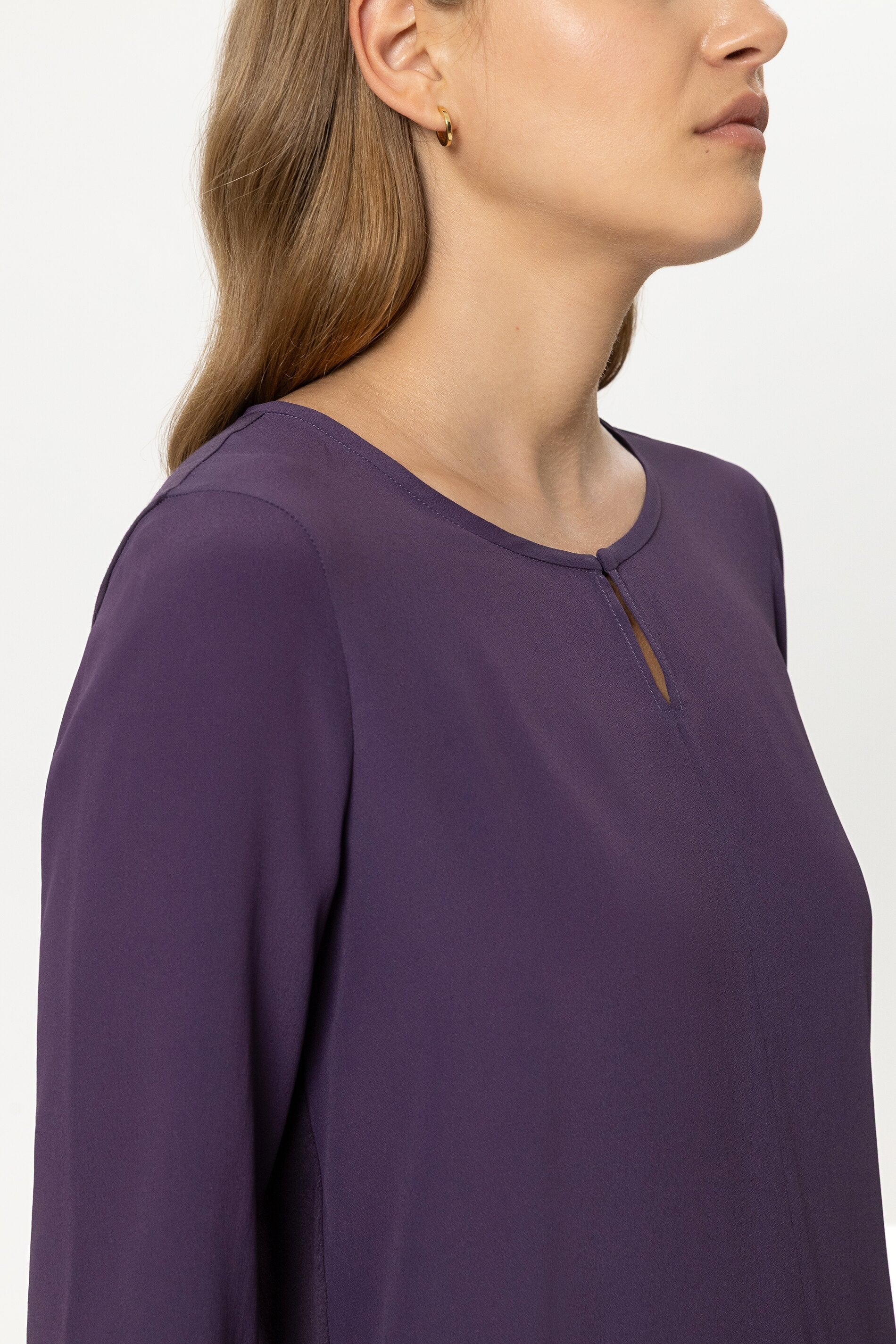 Shirt aus Seiden-Mix - plum - Standard | Model Detail