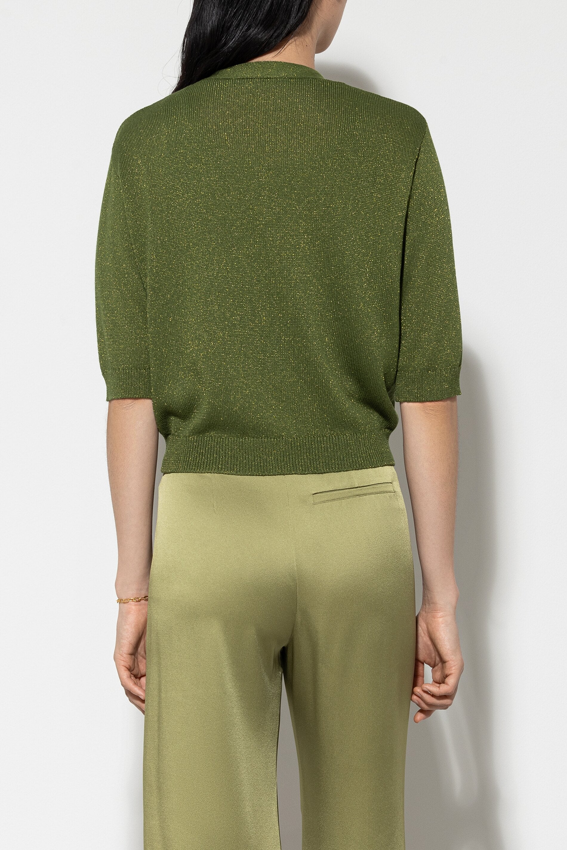 V-Neck-Cardigan - moss green - Standard | Model Rück