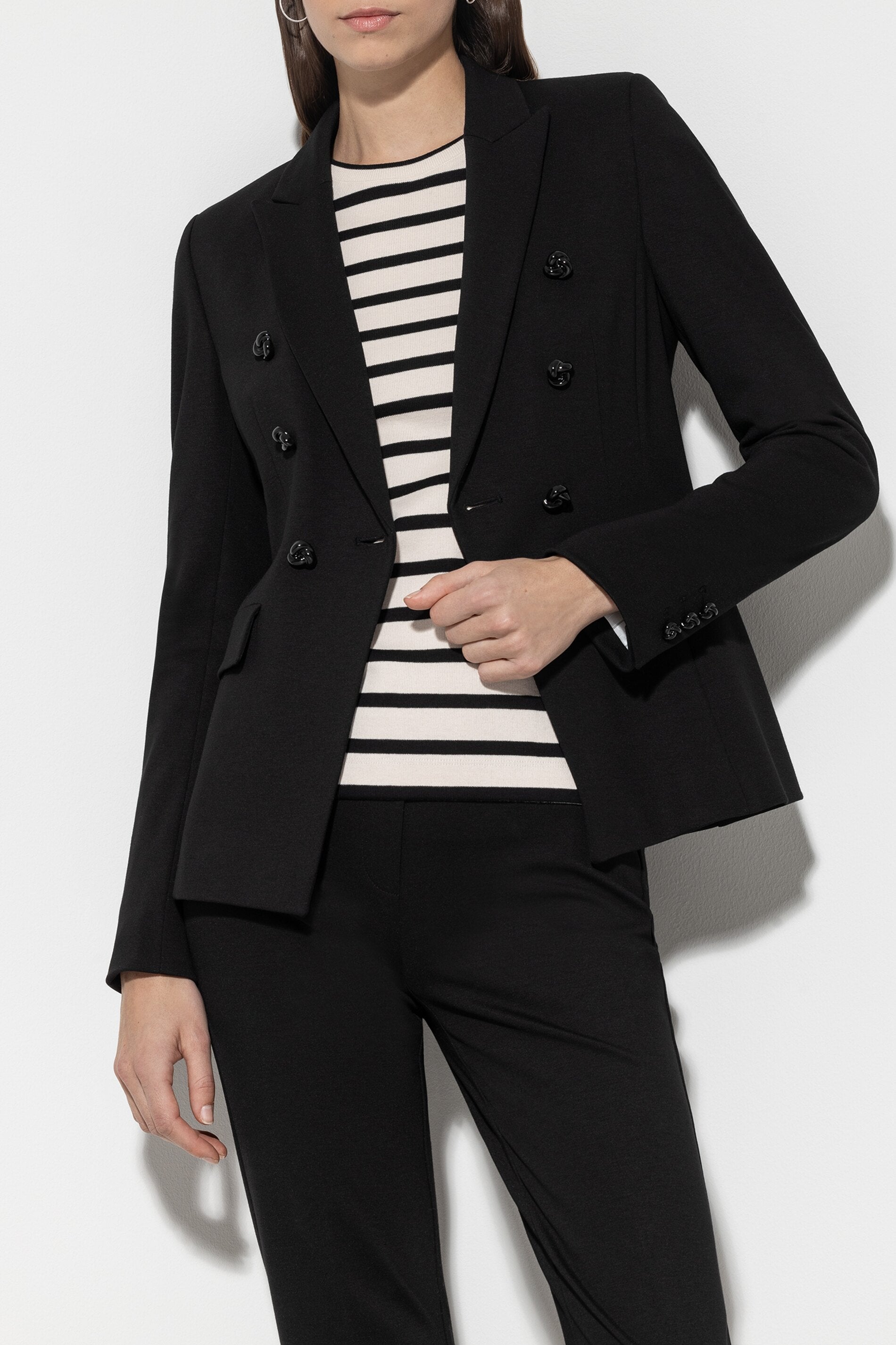 Blazer aus Punto-Milano - black - Standard | Model Front