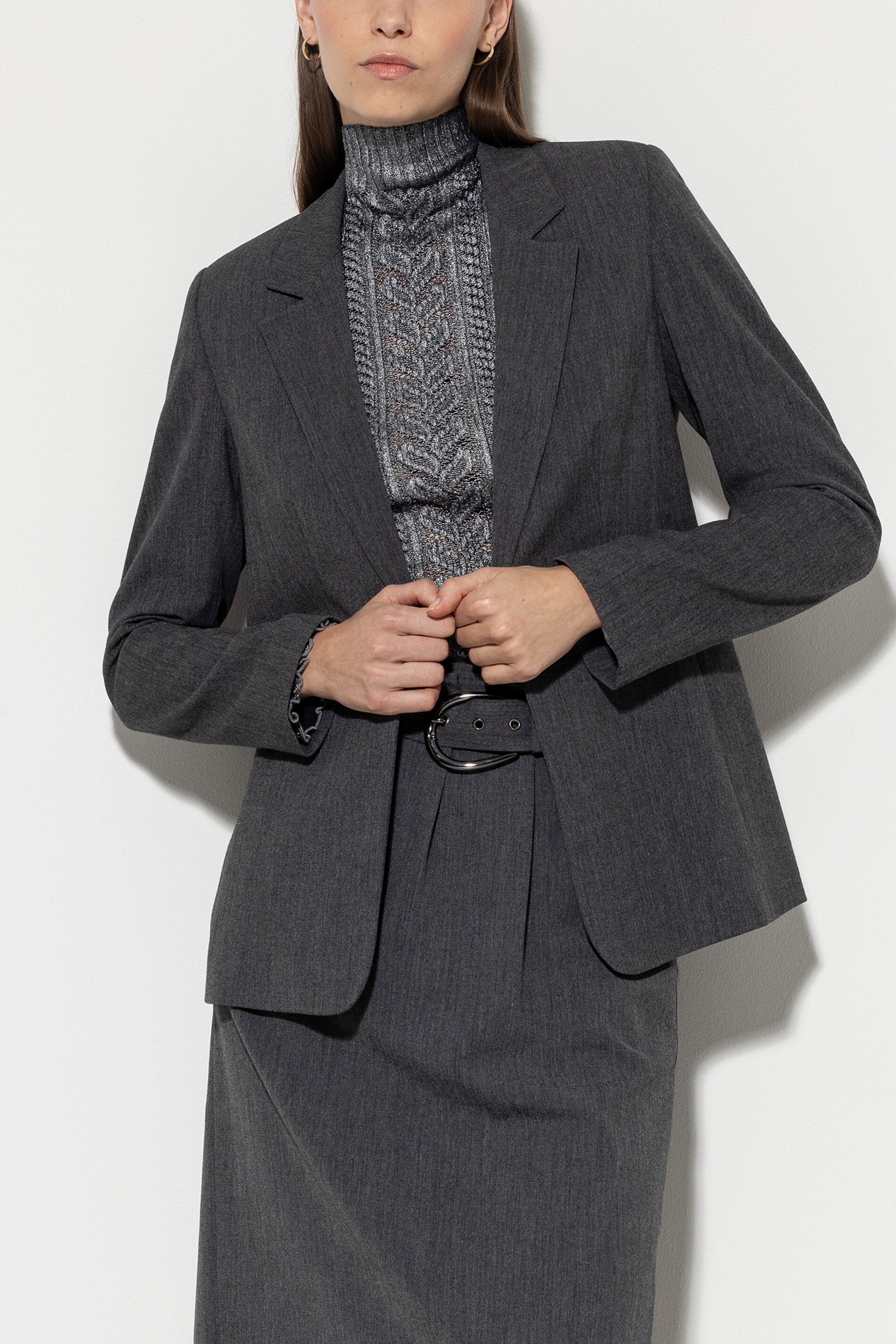 Blazer aus Kaschmir-Mix - dark grey melange - Standard | Model Front