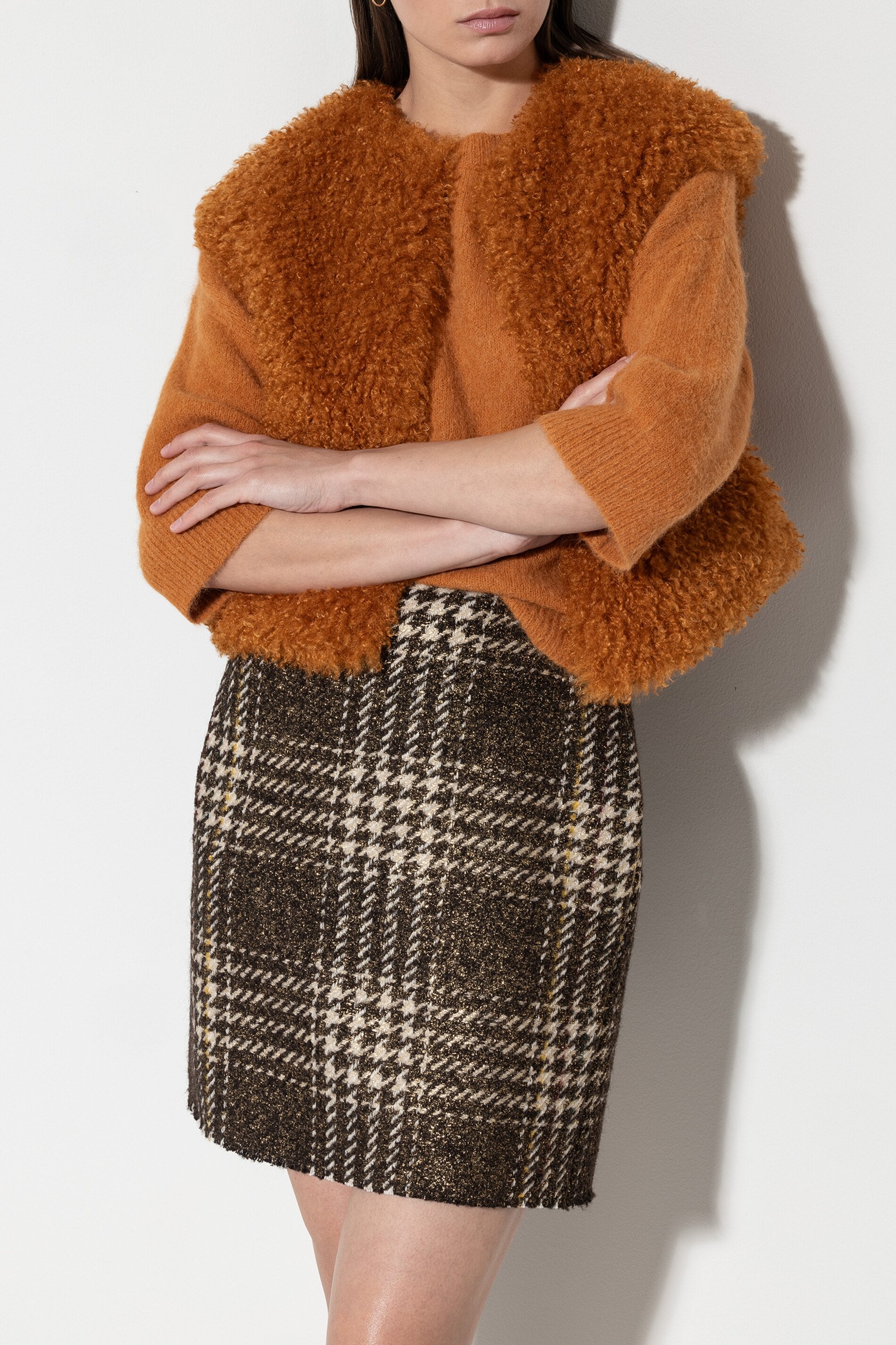 Weste in Fell-Optik - kurkuma - nur Weste | Model Front