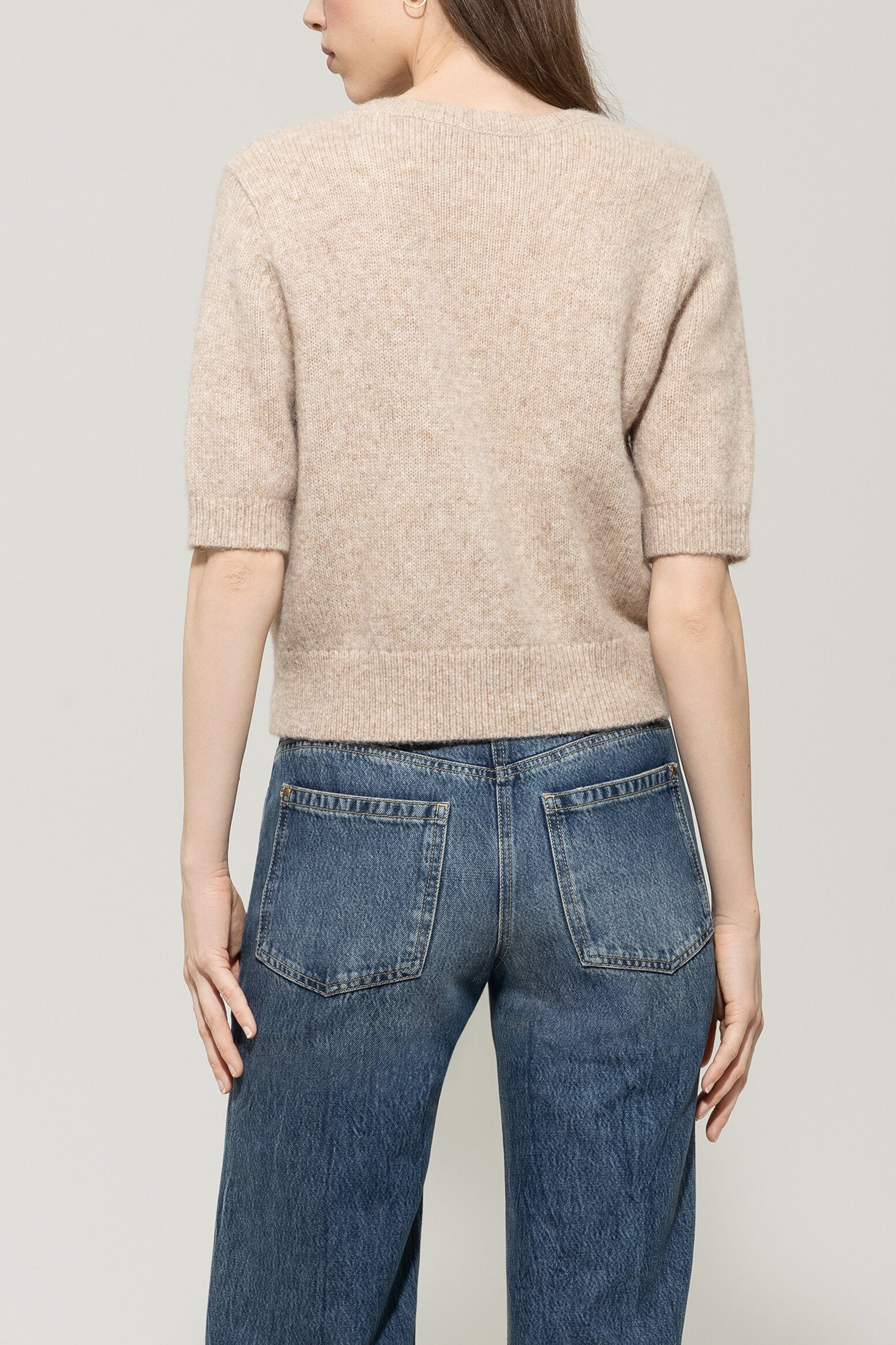 Feinstrick-Cardigan - biscuit - Standard | Model Rück