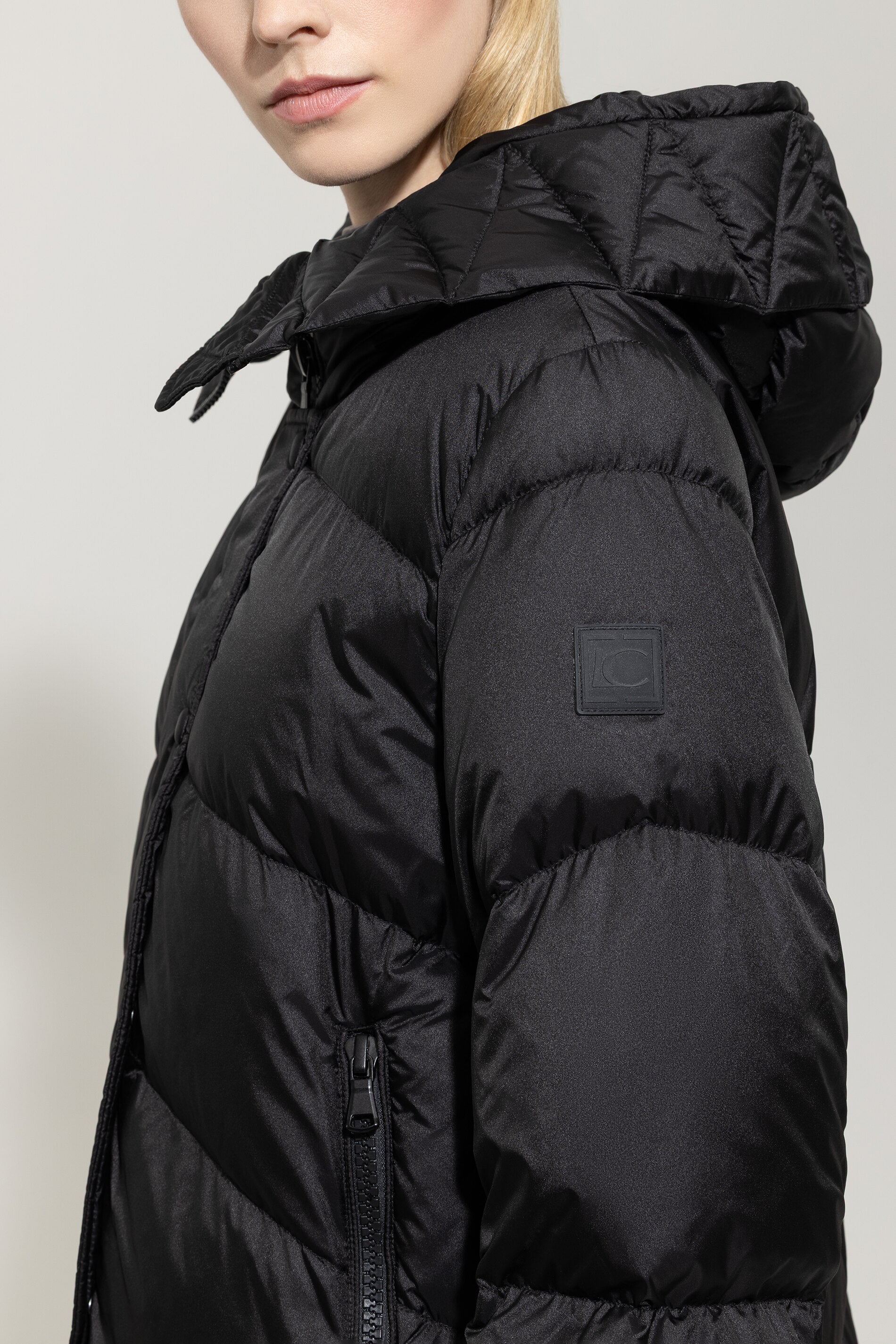 Outdoor-Daunenmantel - black - Standard | Model Detail