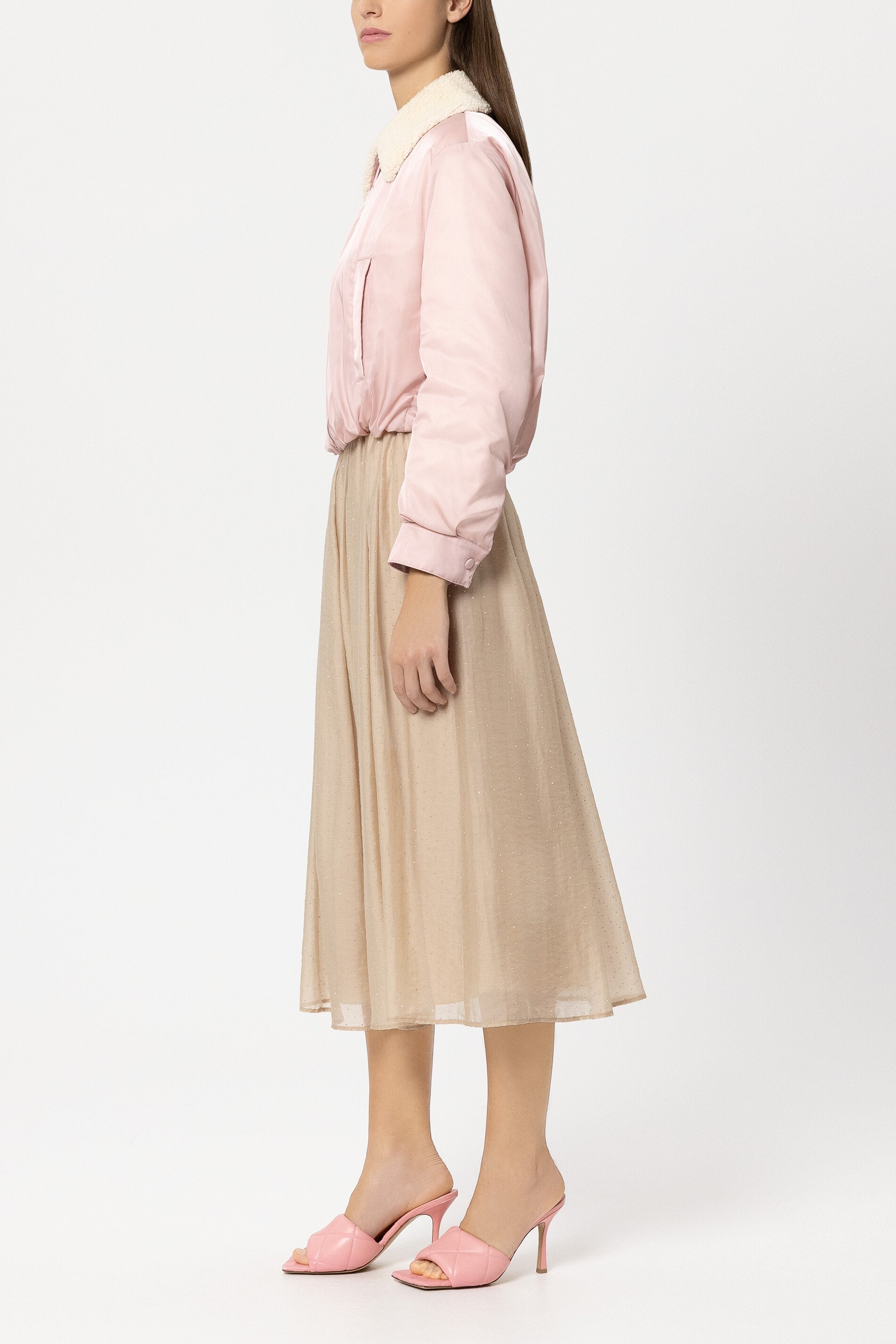 Outdoor-Daunenblouson - creamy blush - mit Pelzkragen | Model Seite