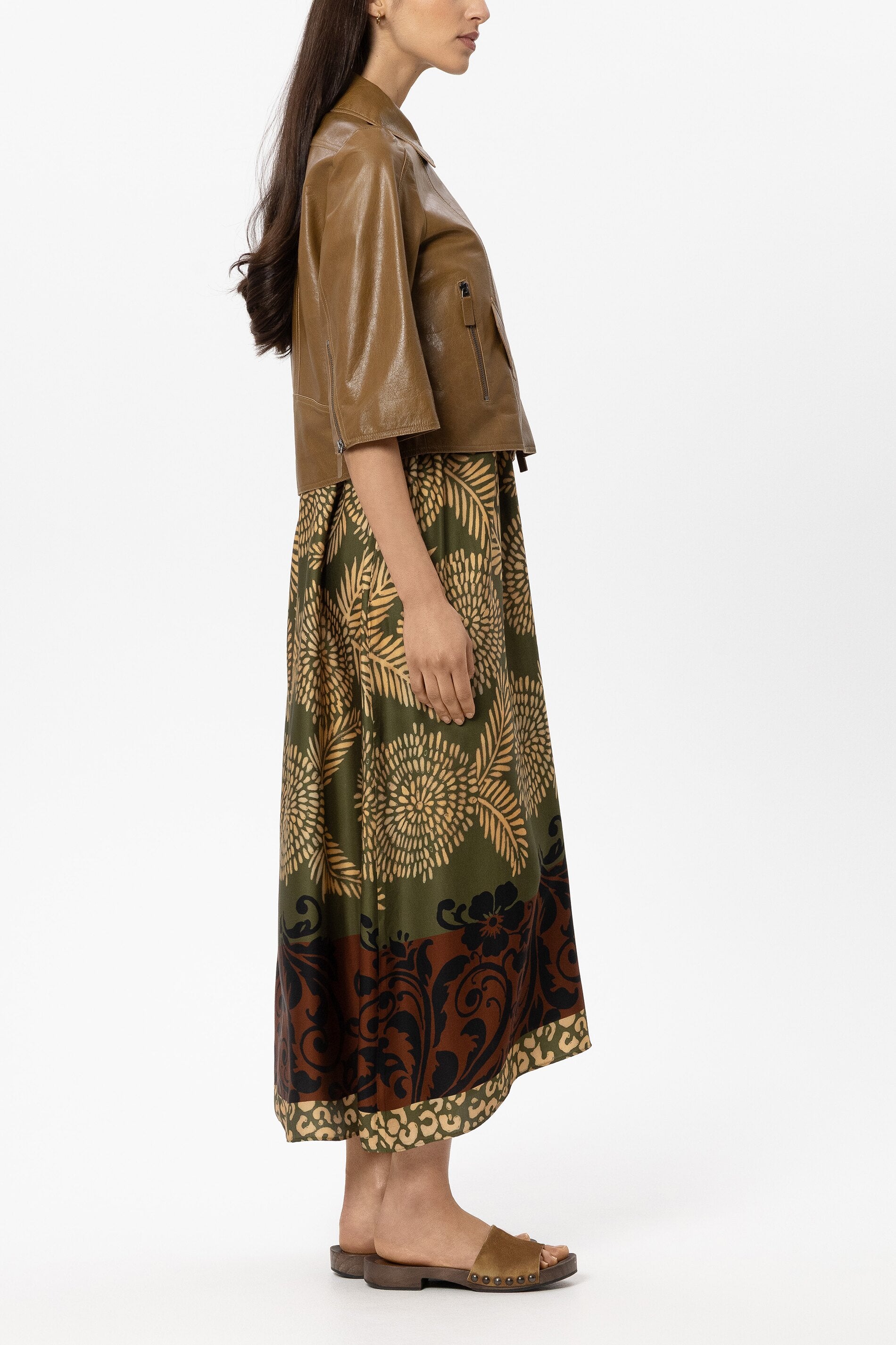 Lammnappa-Lederjacke - olio - Standard | Model Seite