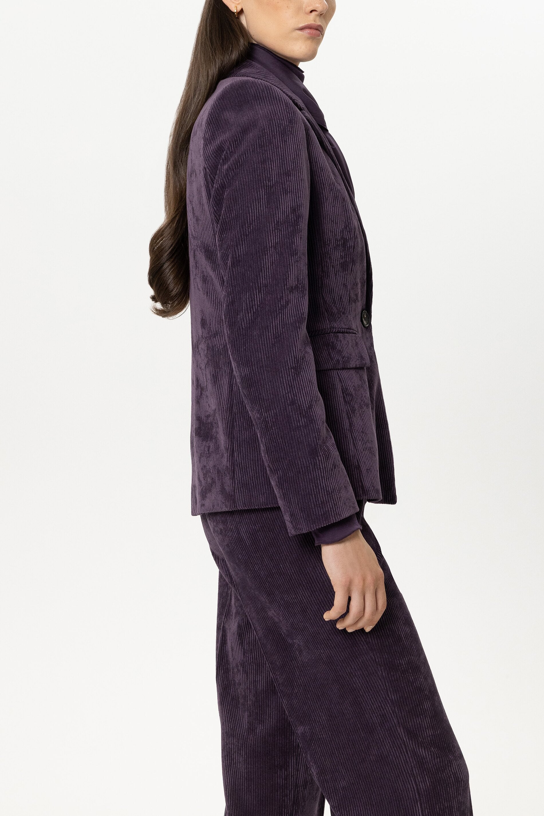 Cord-Ein-Knopf-Blazer - plum - Standard | Model Seite