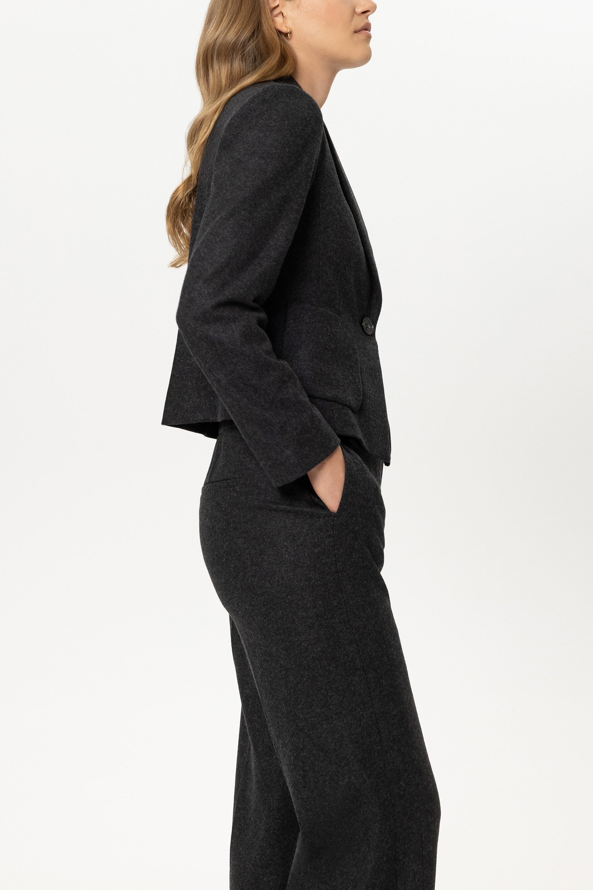 Flanell-Ein-Knopf-Blazer - anthracite - Standard | Model Seite