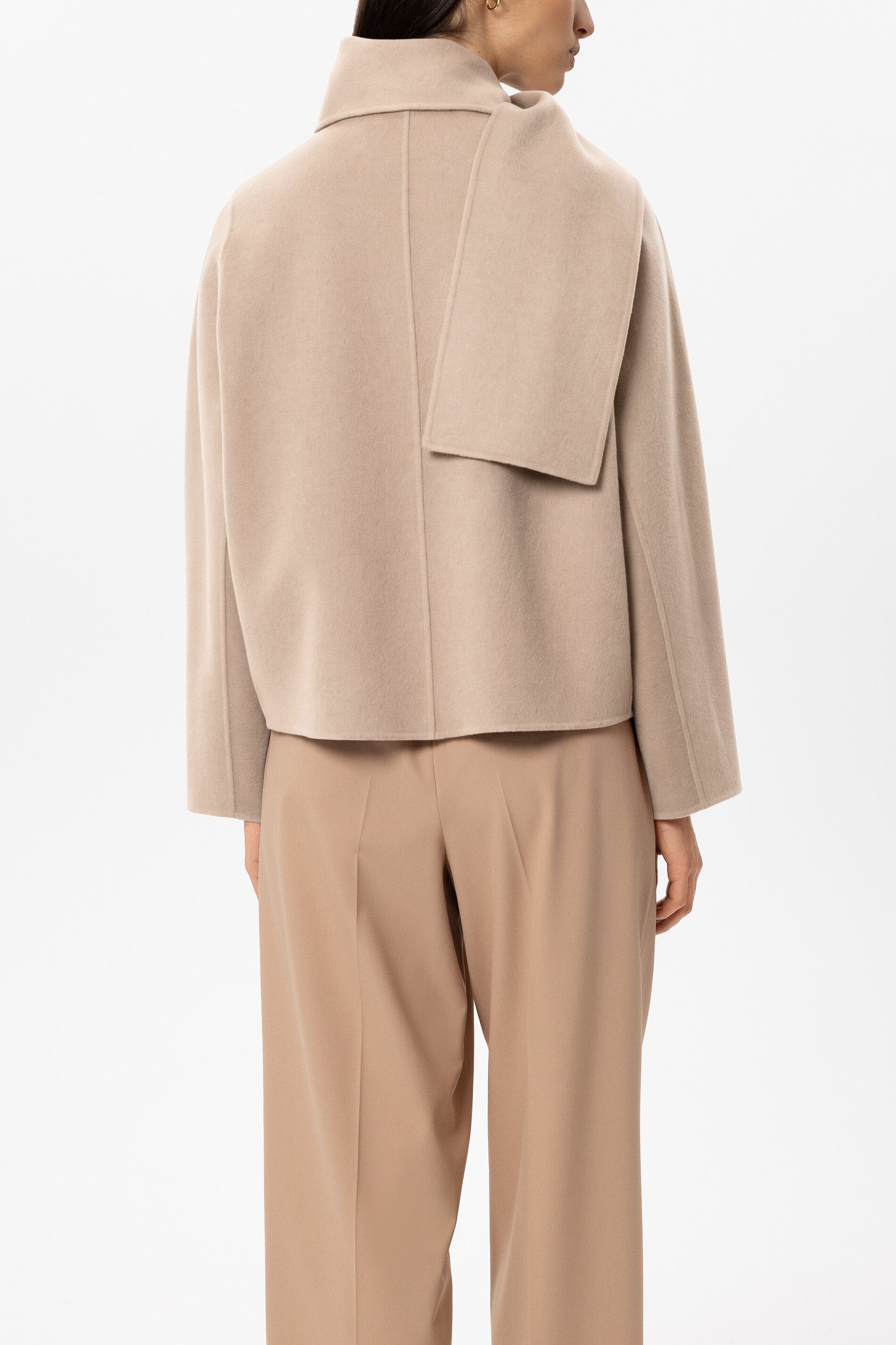 Doubleface-Jacke mit Schal - cappuccino - Standard | Model Rück
