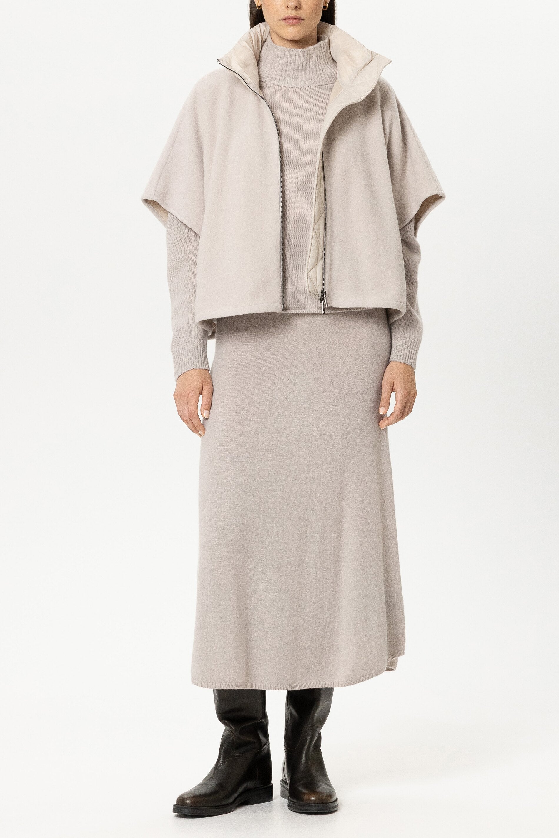 Outdoorcape aus Woll-Mix - pearl - Standard | Model Front