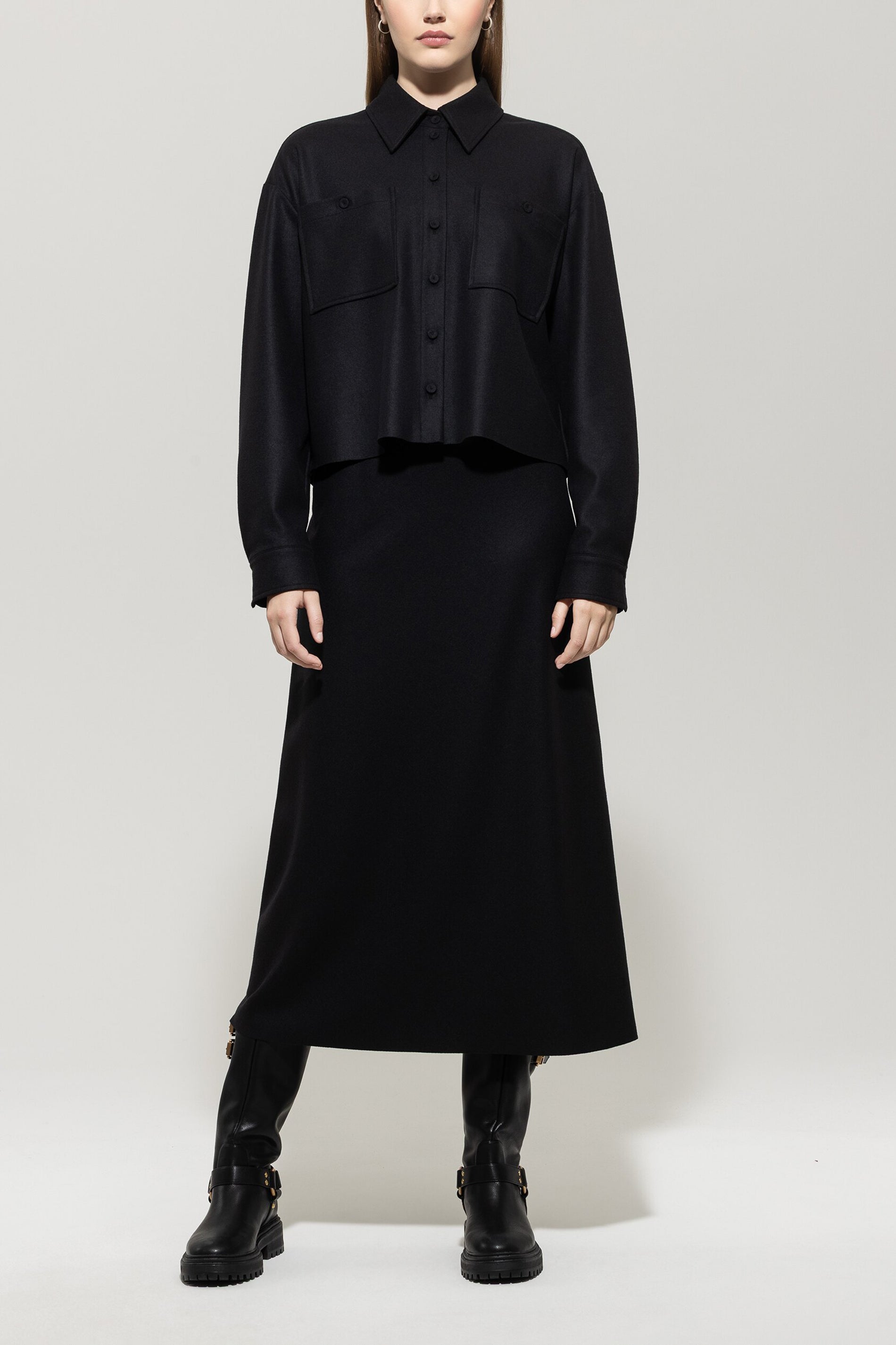 Flanell-Midirock - deep black - Standard | Model Front