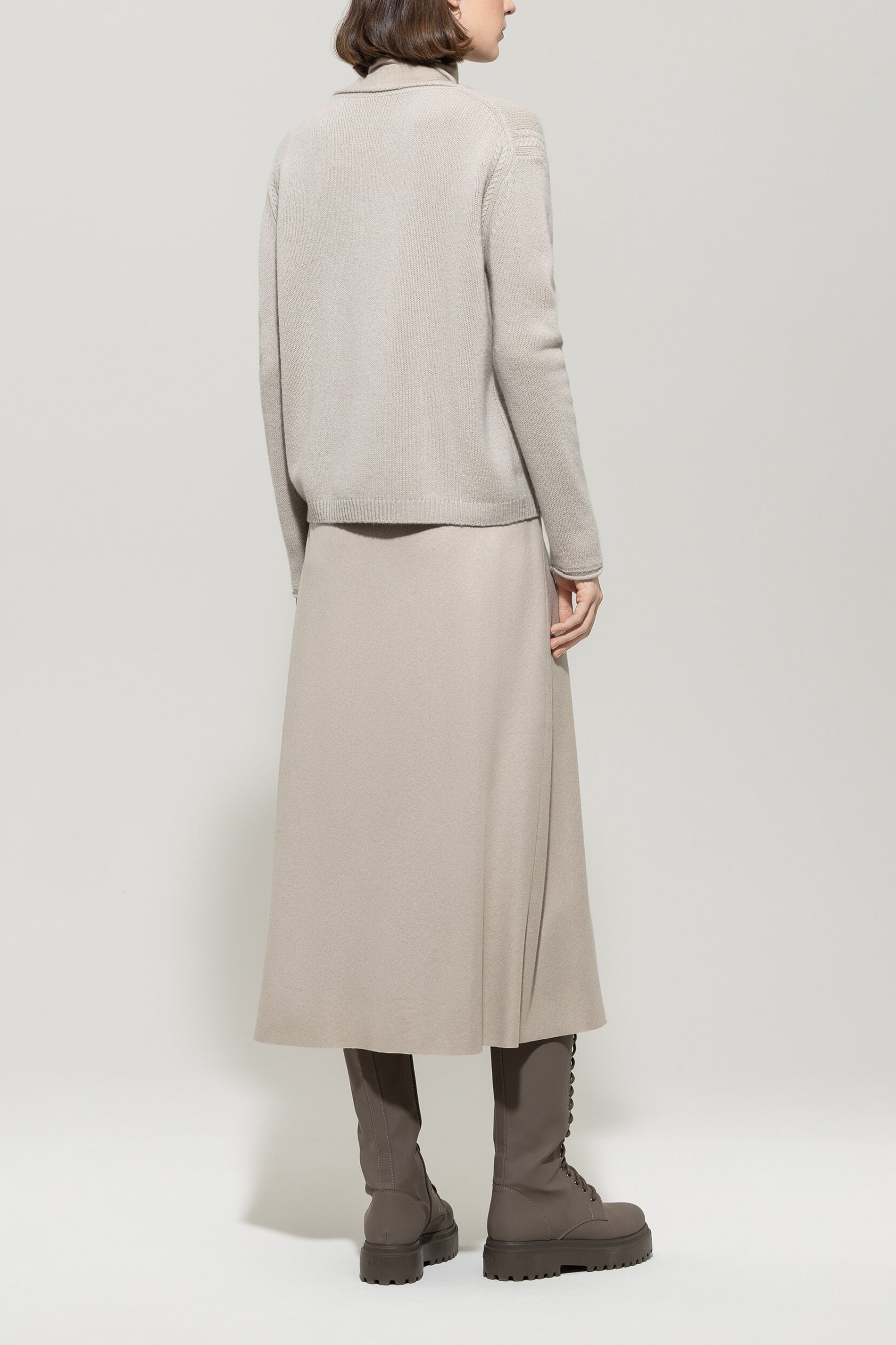 Flanell-Midirock - oyster - Standard | Model Rück