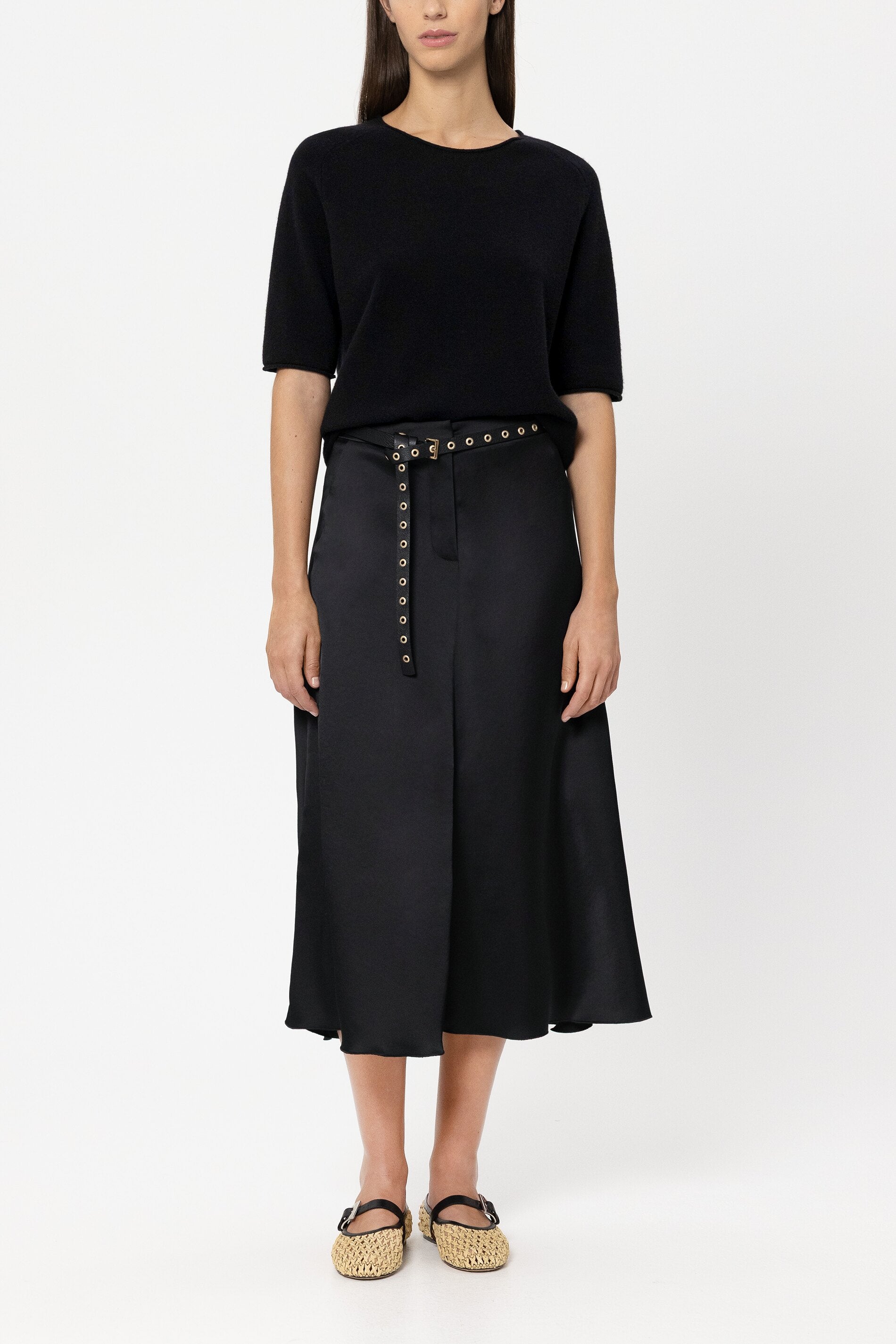 Satin-Rock - pure black - Standard | Model Front