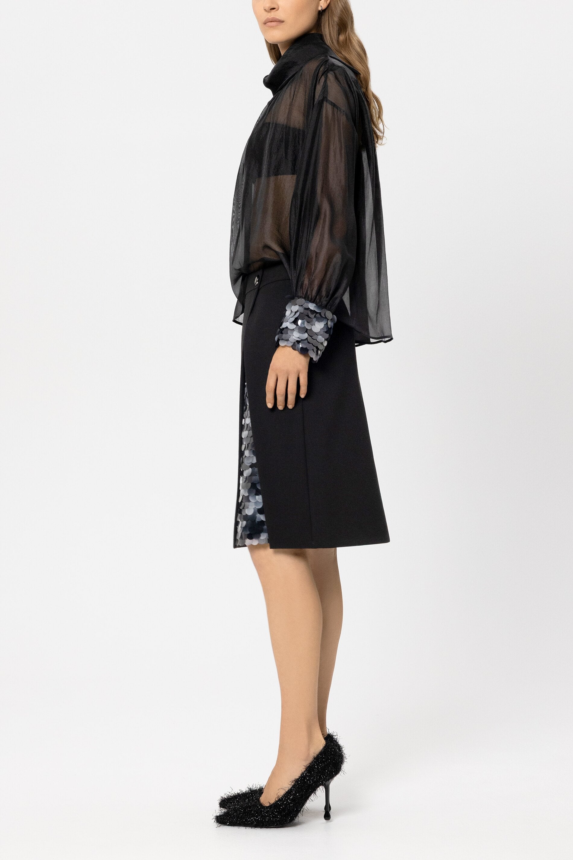 Minirock in Wickel-Optik - black - lange Version | Model Seite