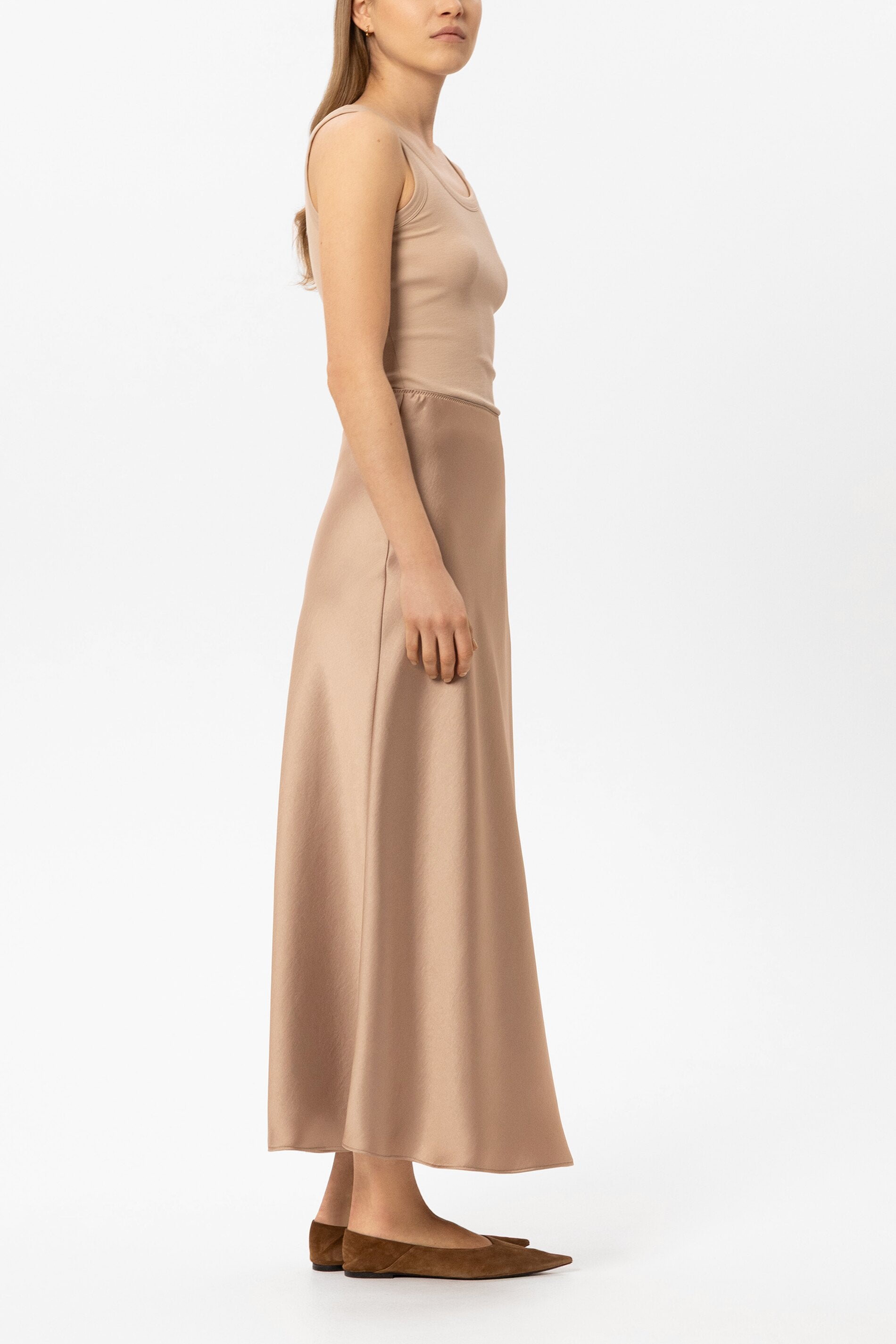 Satin-Rock - nude - Standard | Model Seite