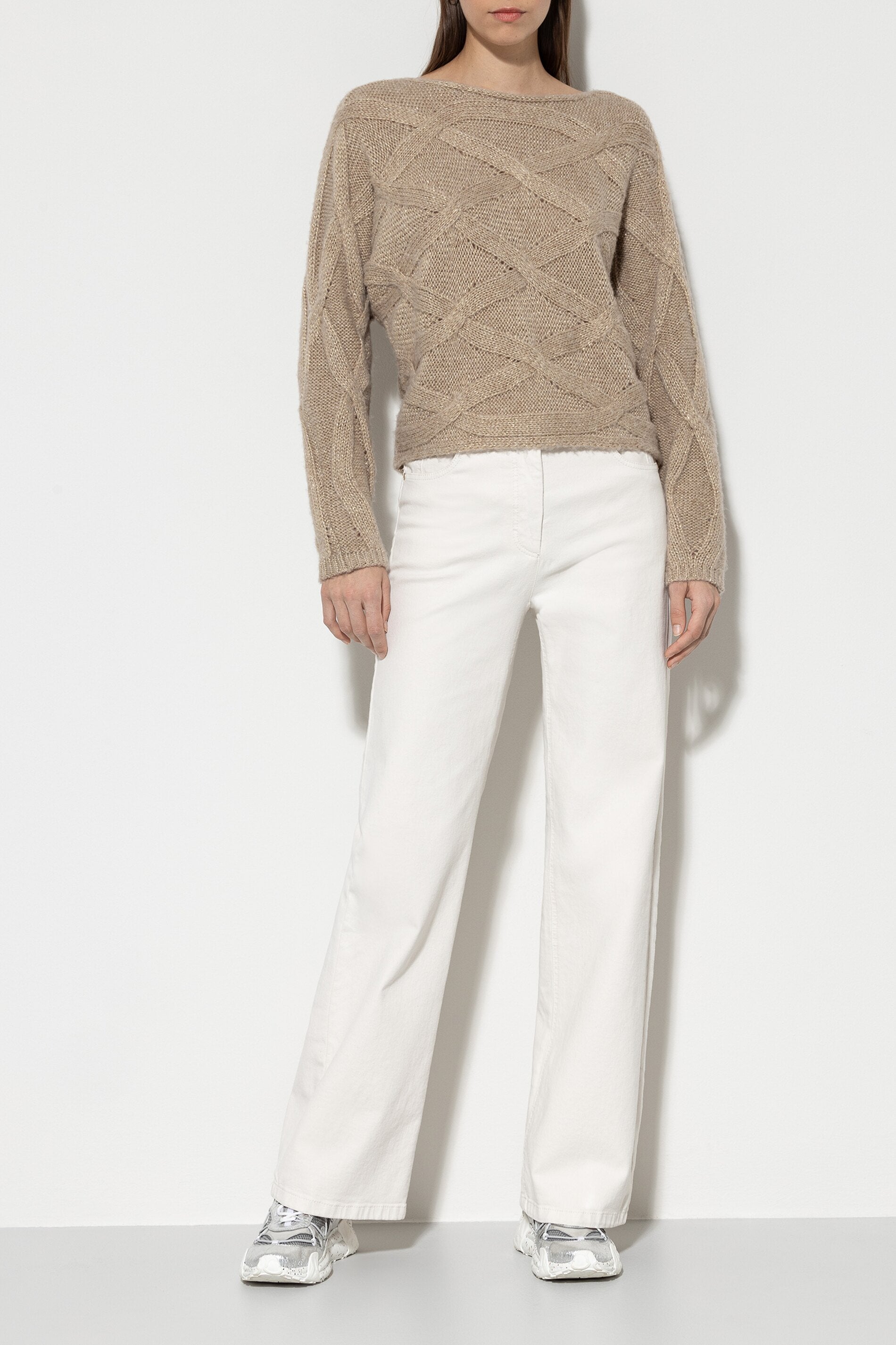 Authentic-Twill-Denim - creme - ohne Motiv | Model Front