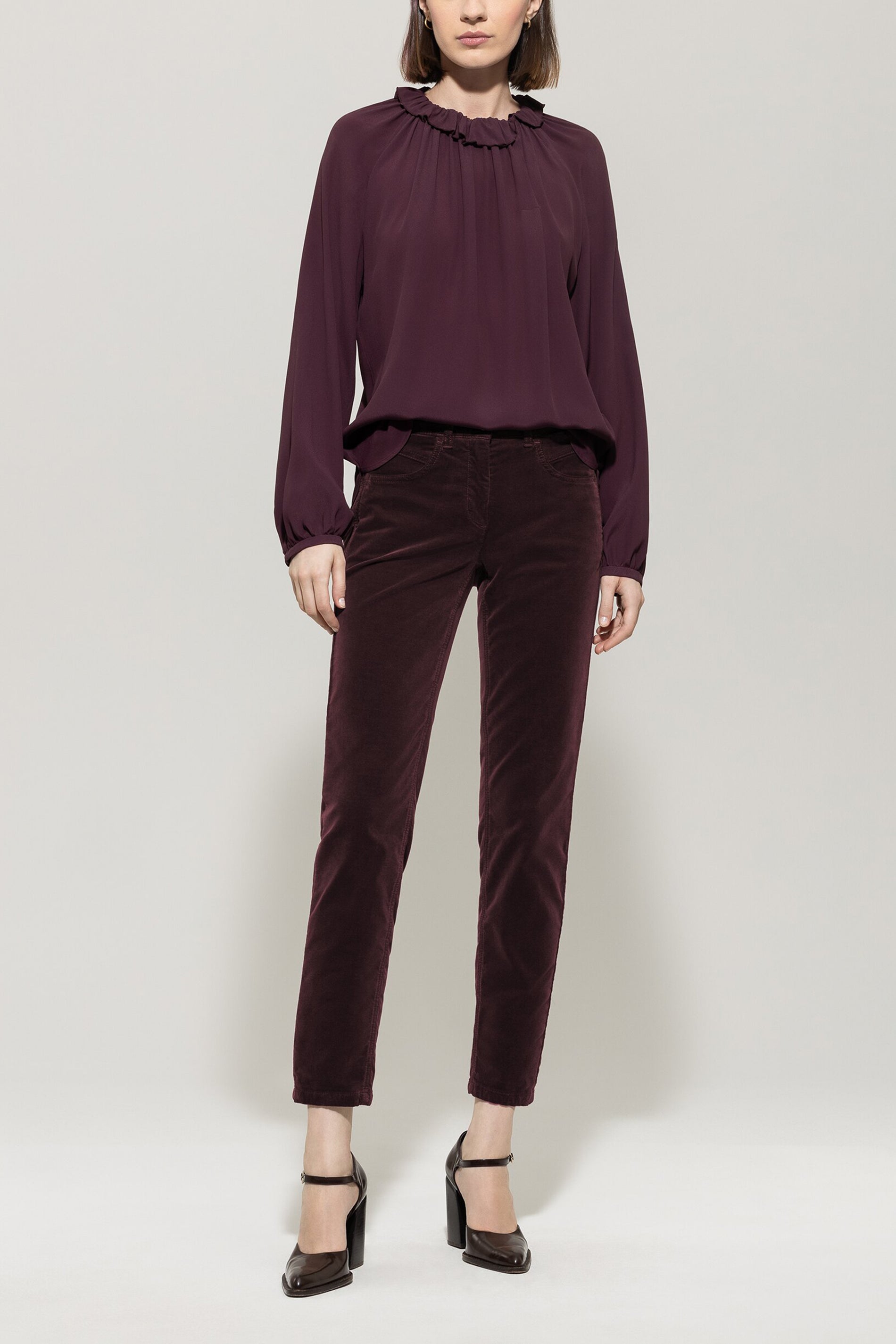 Skinny velvet pants burgundy Standard