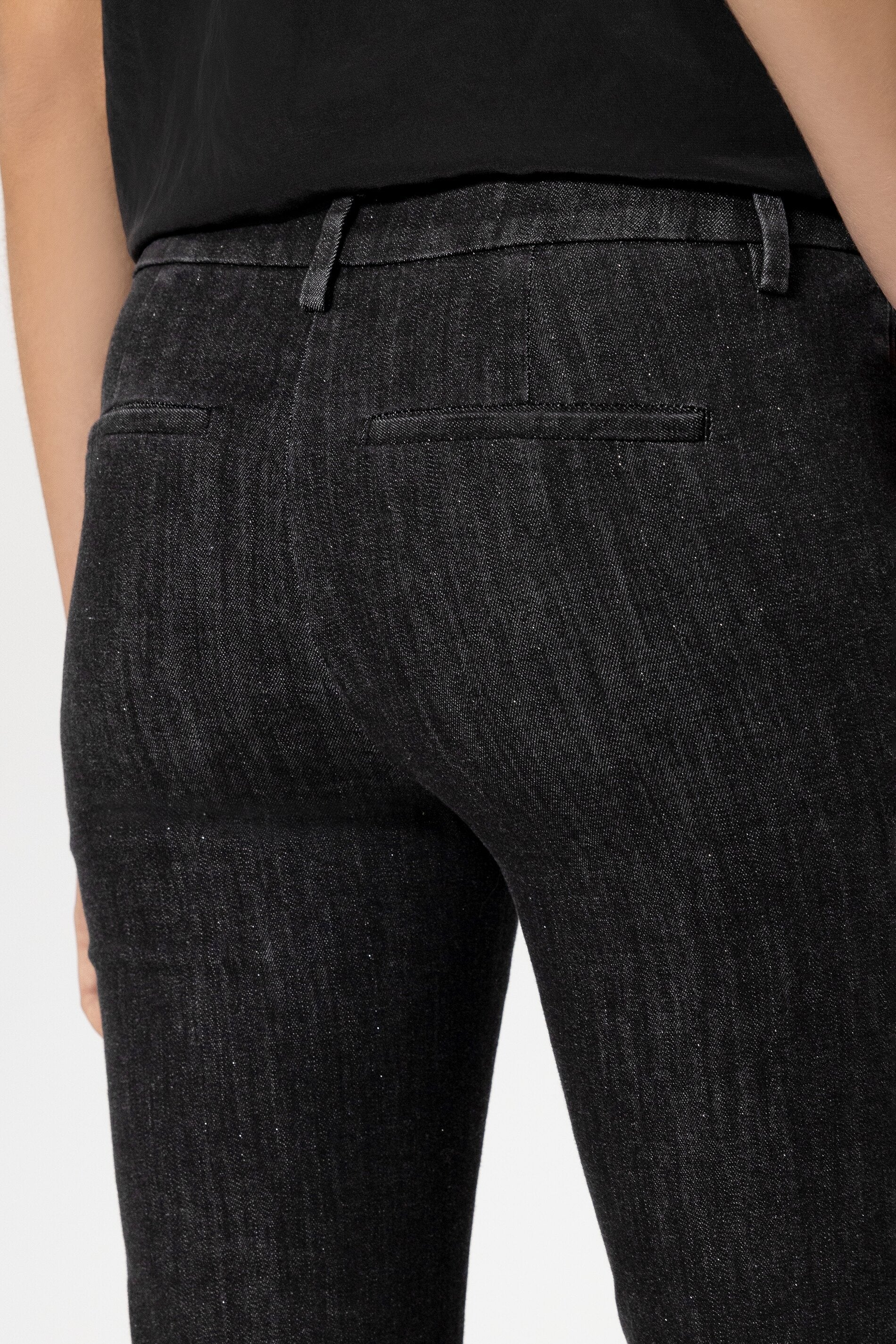 Pinstripe-Bootleg-Denim - black - Standard | Model Detail