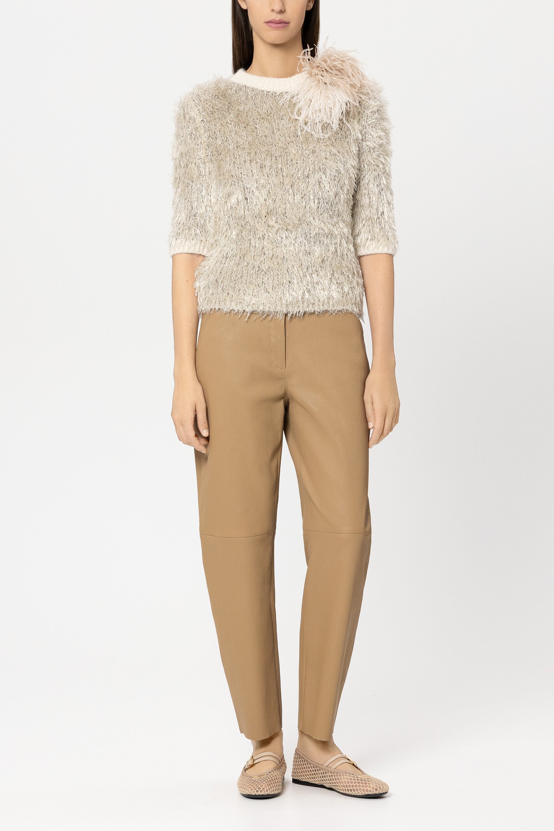 Lammnappa-Barrelleg-Pants - golden camel - Standard | Model Front