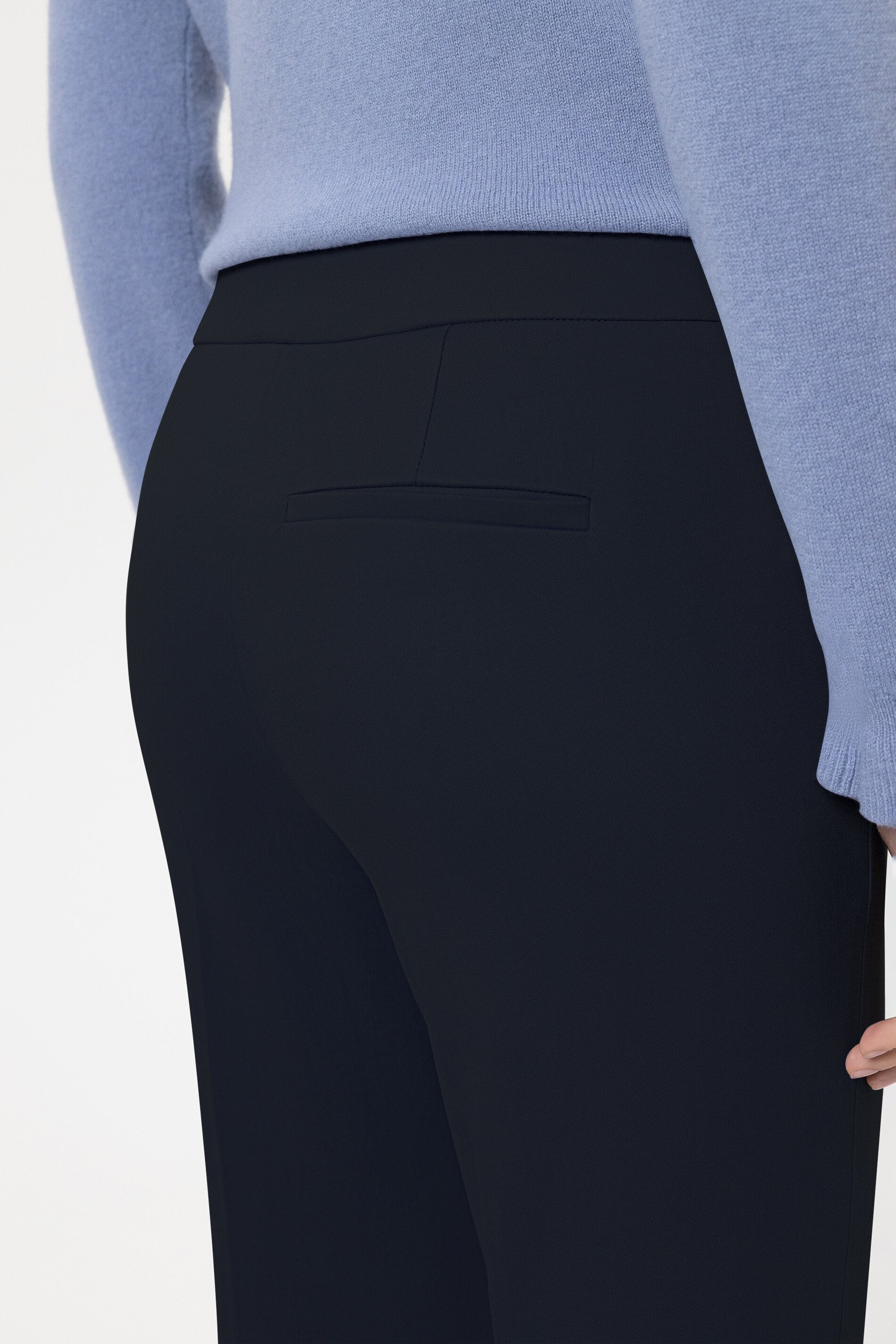 Gabardine-Flared-Pants - navy blue - Standard | Model Detail