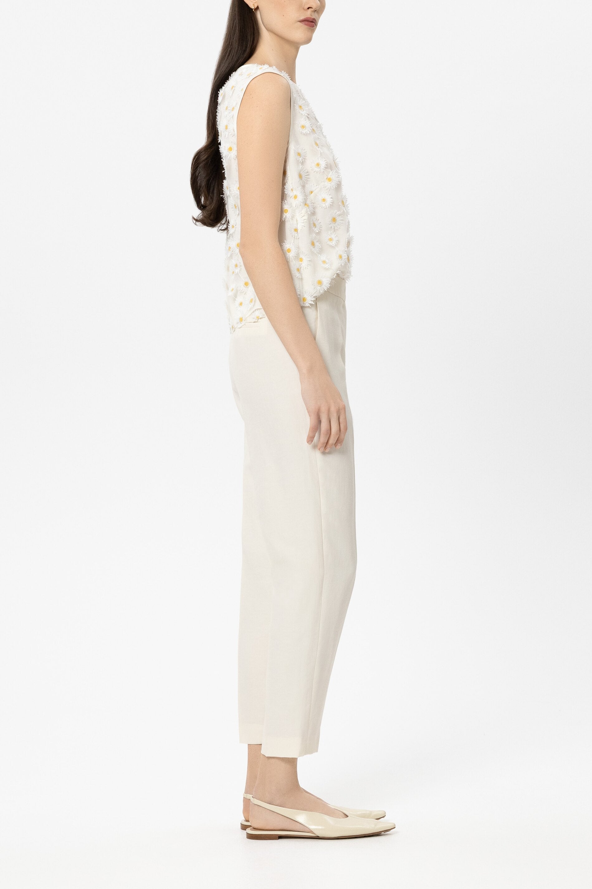 Tapered-Pants aus Leinen-Mix - milk - Standard | Model Seite