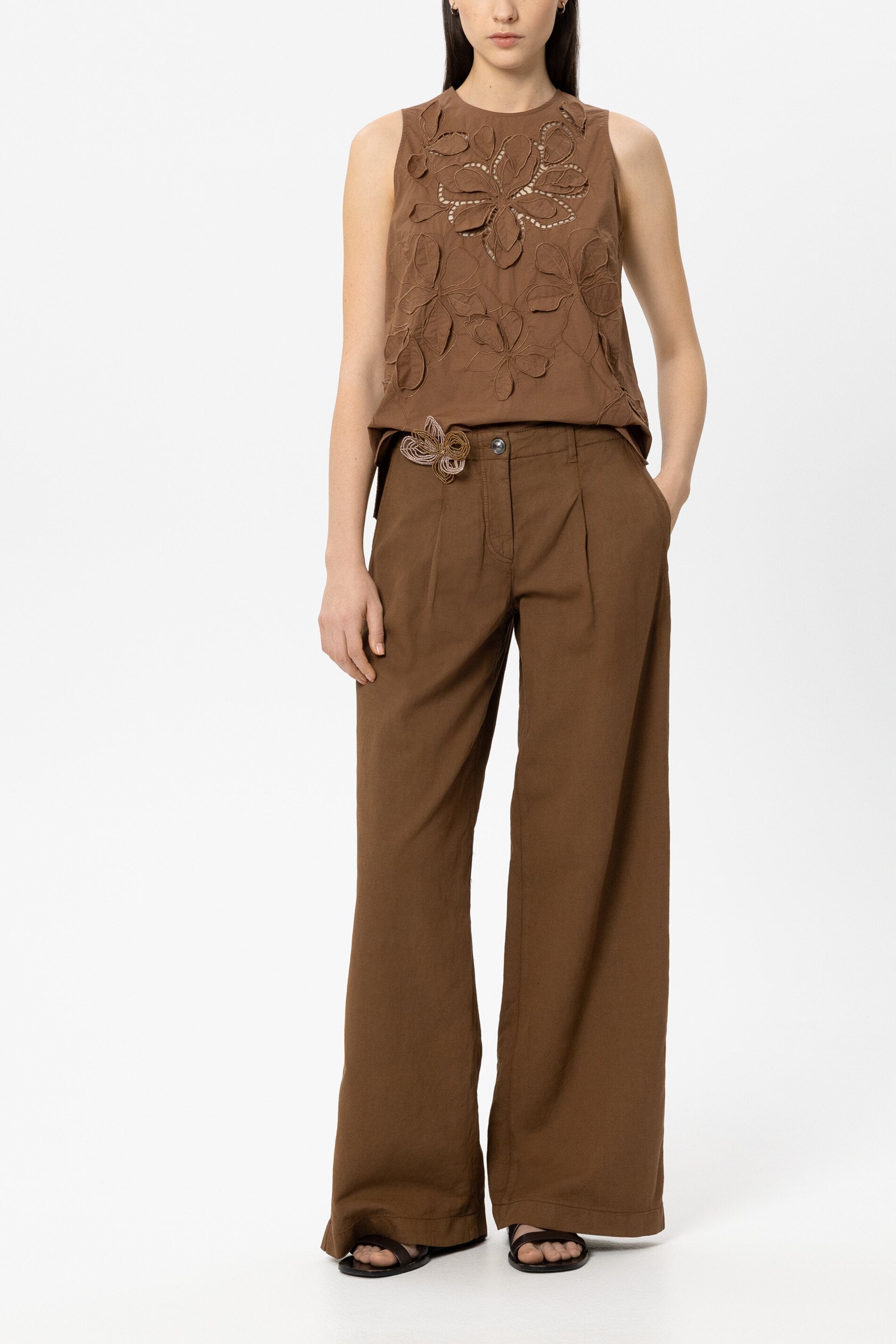 Wideleg-Chino aus Leinen-Mix - dark terracotta - Standard | Model Front