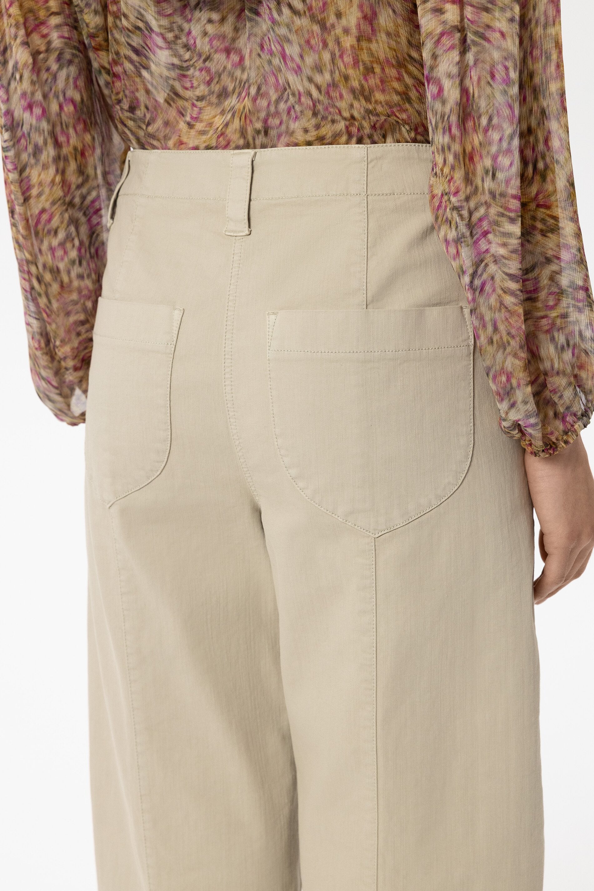 Barrelleg-Colour-Denim - ginger - Standard | Model Detail