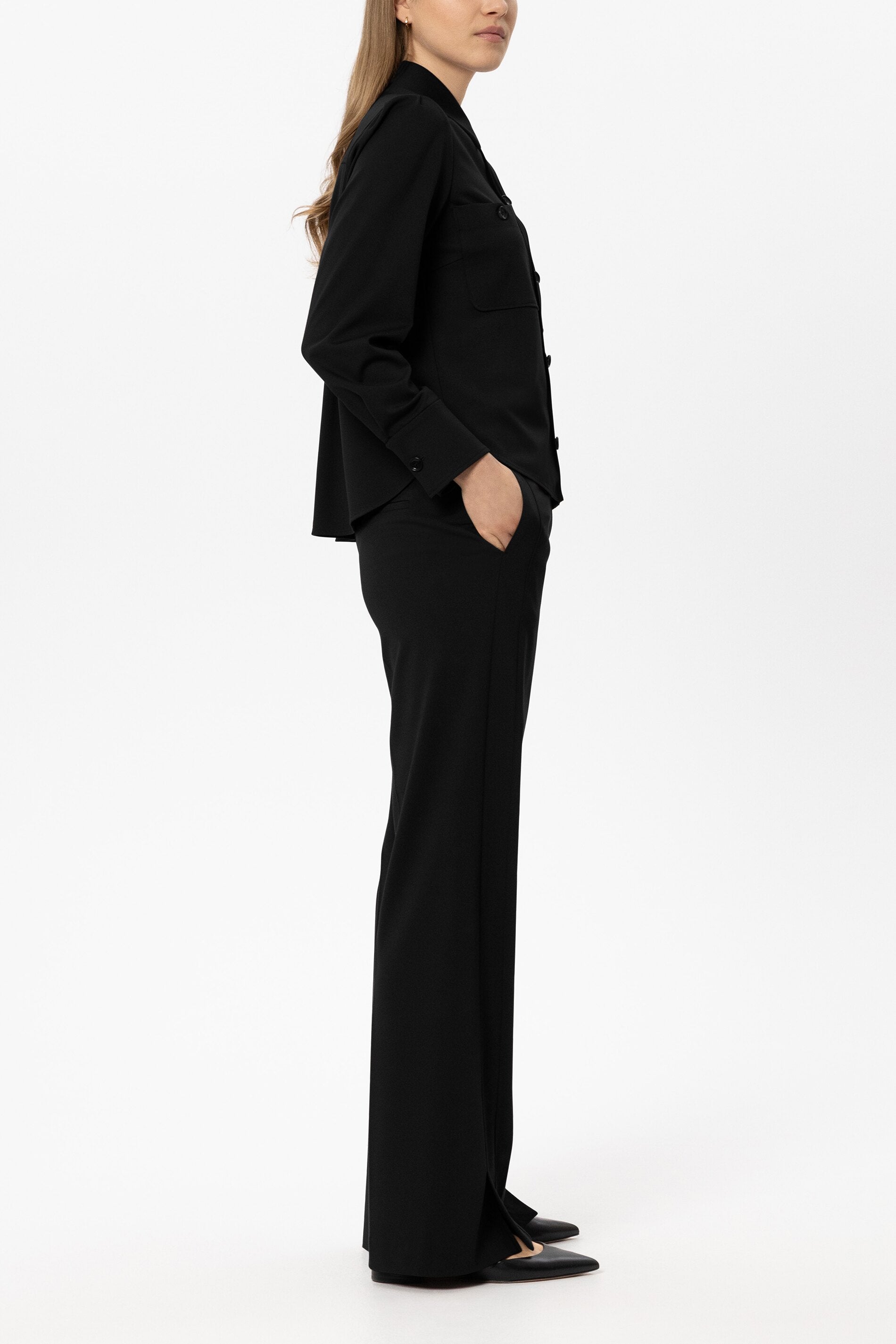 Wideleg aus Punto-Milano - black - Standard | Model Seite