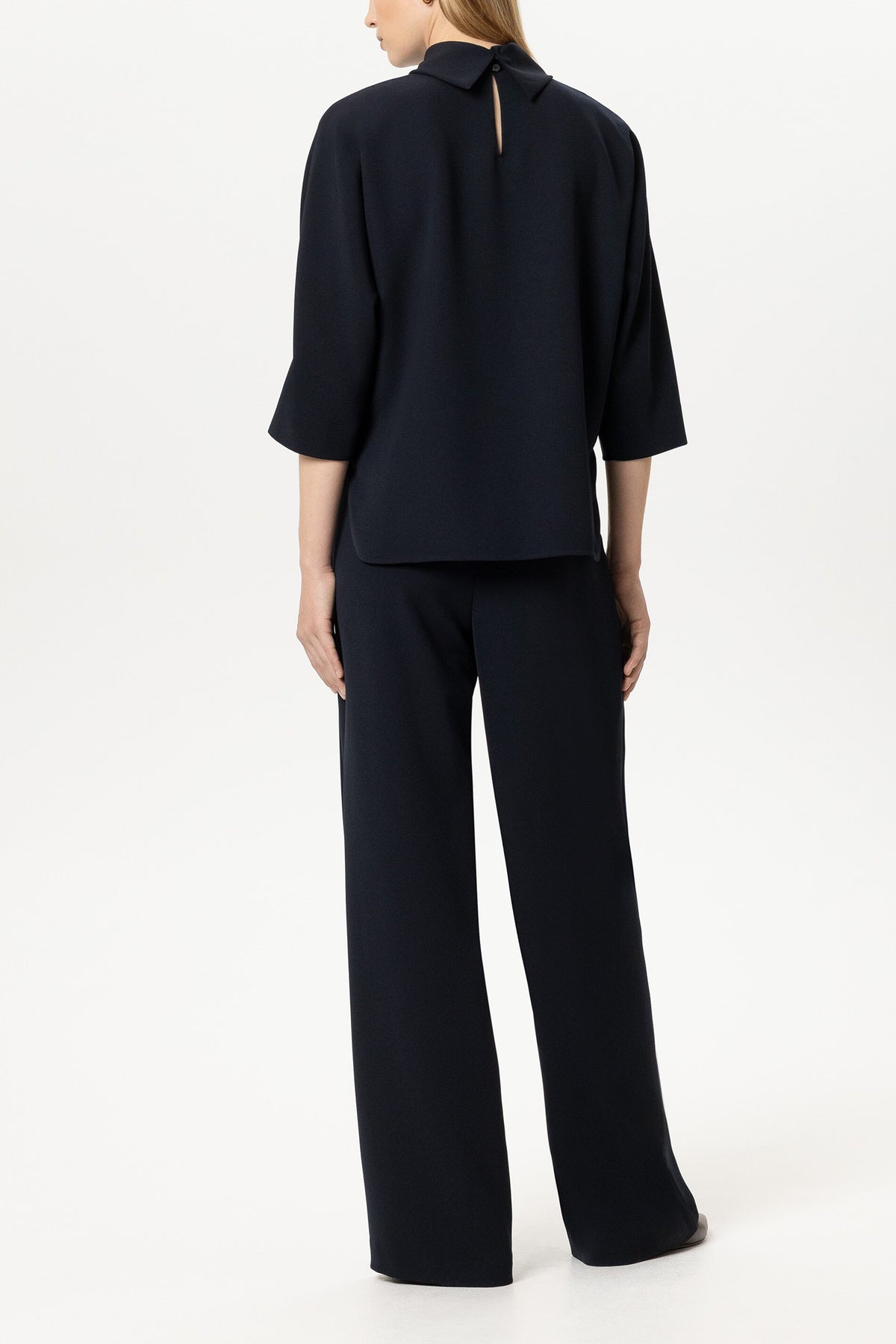 Wideleg-Pants mit Bundfalten - winter navy - Standard | Model Rück