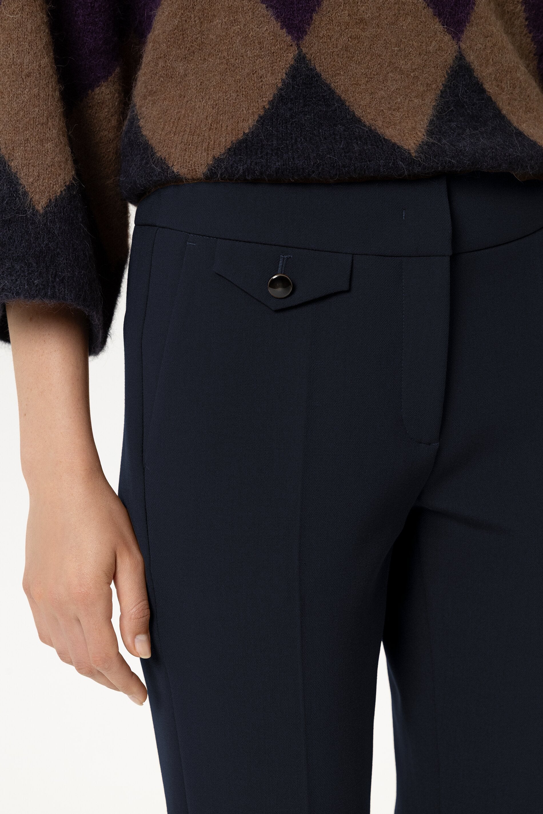 Babyflare-Pants - winter navy - Standard | Model Detail