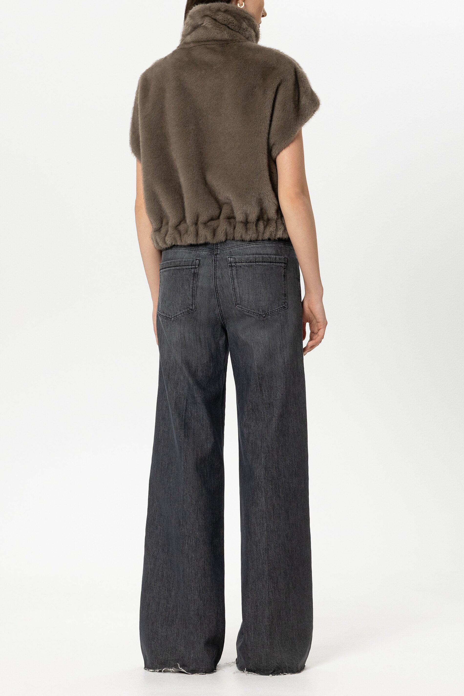 Authentic-Bootcut-Denim - black - Standard | Model Rück