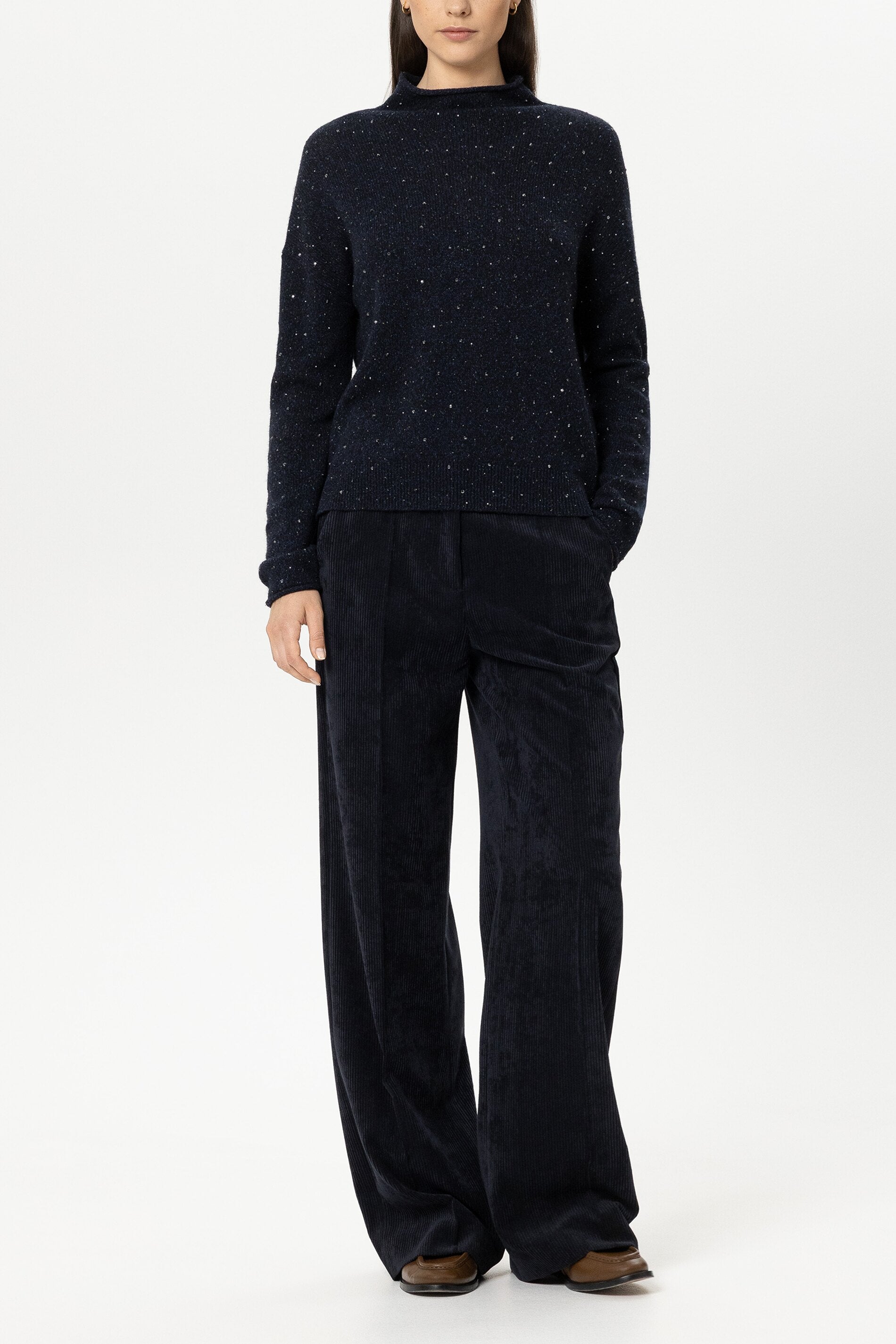 Cord-Wideleg-Pants - winter navy - Standard | Model Front