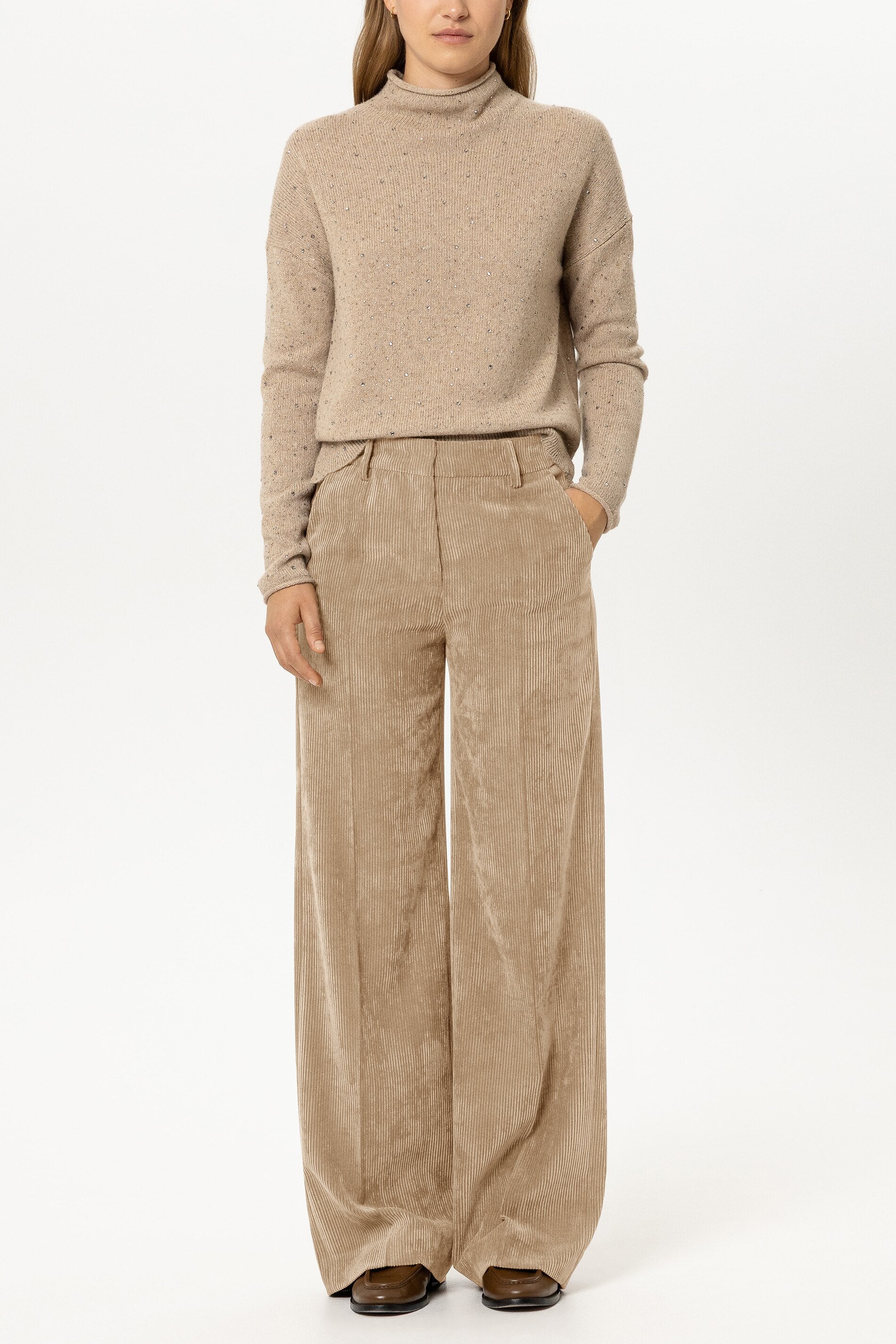 Cord-Wideleg-Pants - soft caramel - Standard | Model Front
