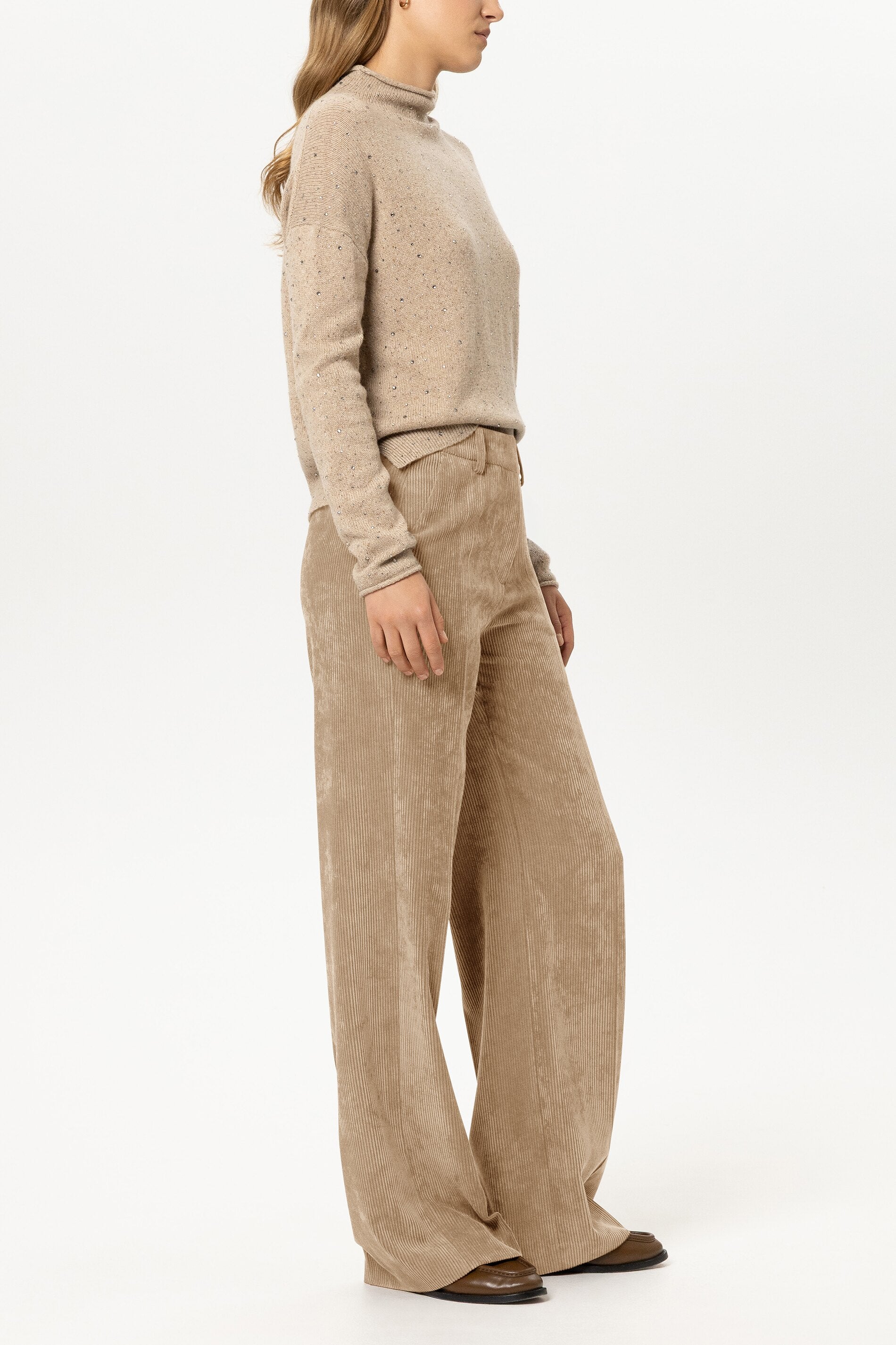 Cord-Wideleg-Pants - soft caramel - Standard | Model Seite