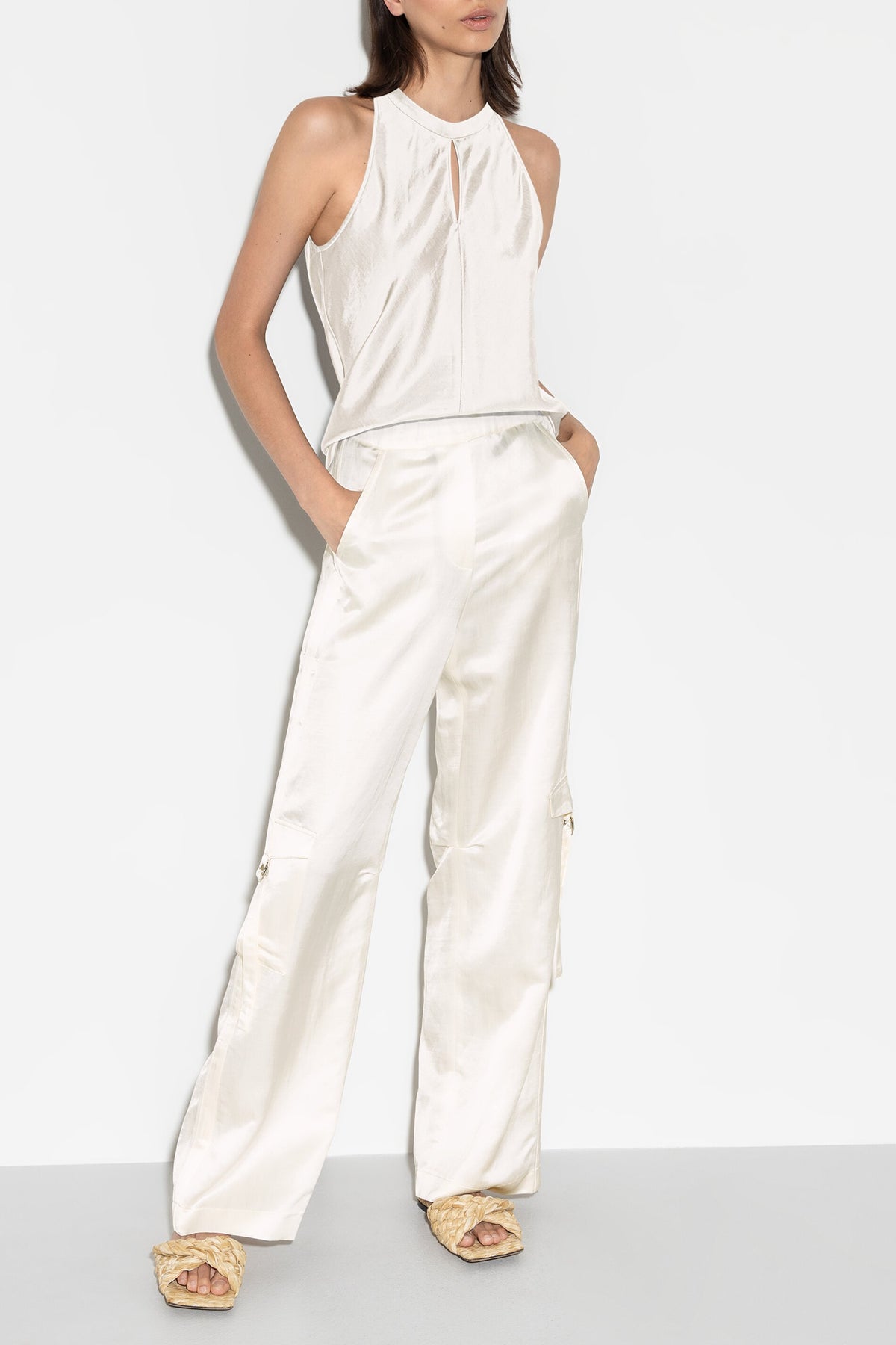 Wideleg-Pants aus Leinen-Mix - creme - Standard | Model Front